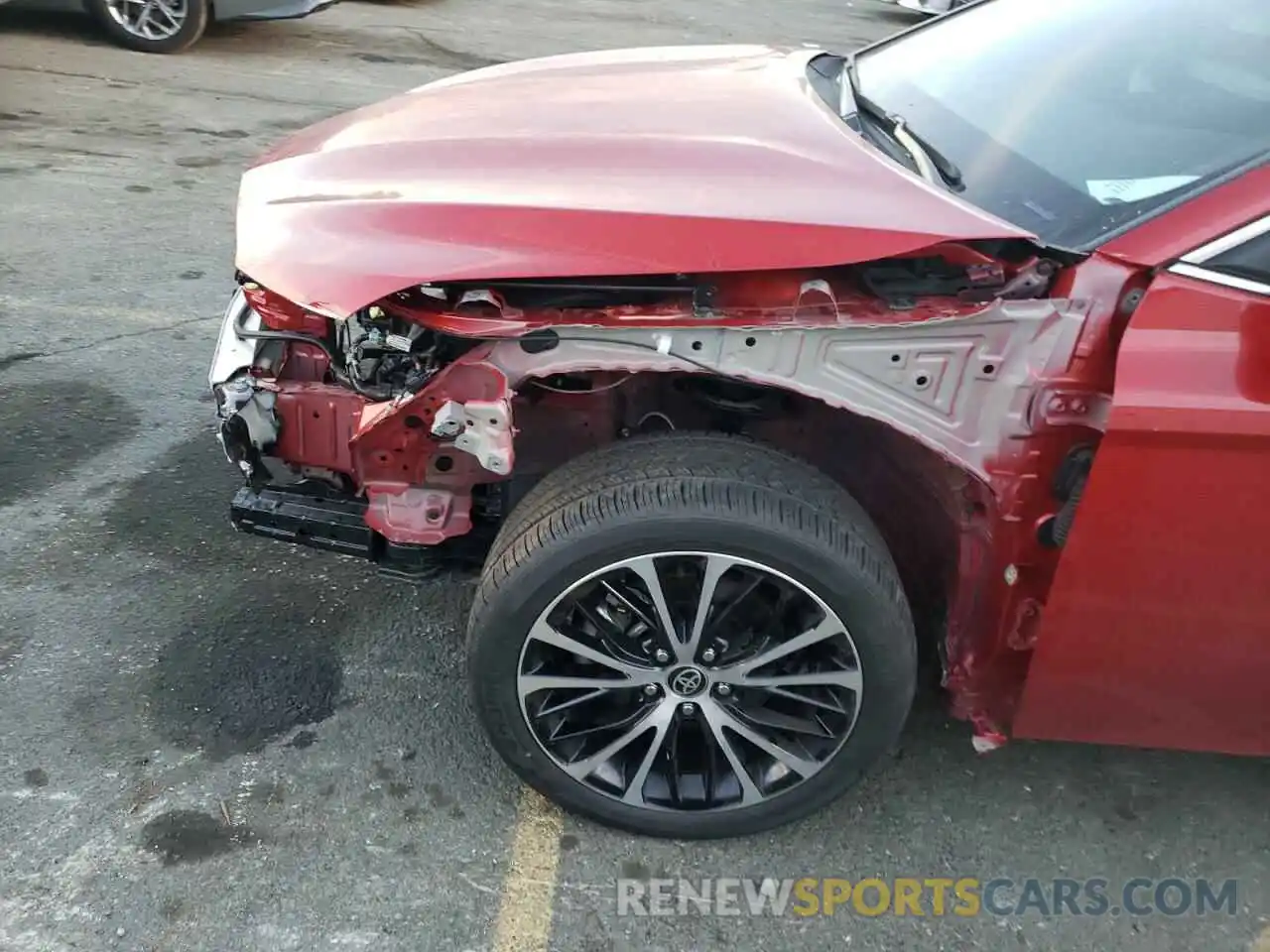 9 Photograph of a damaged car 4T1G11BK6LU014428 TOYOTA CAMRY 2020