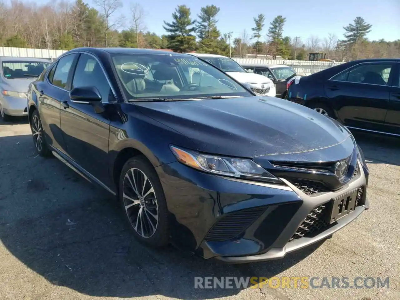 1 Photograph of a damaged car 4T1G11BK6LU016678 TOYOTA CAMRY 2020