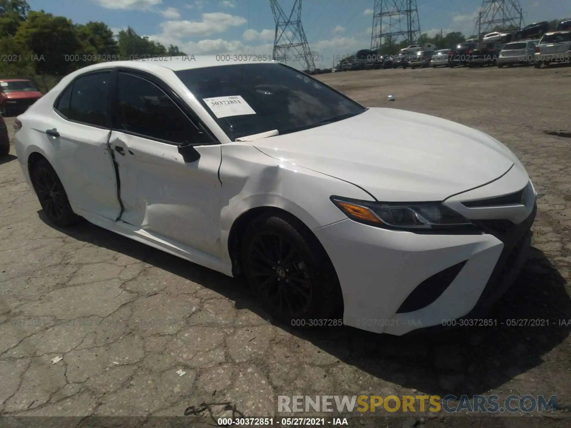 1 Photograph of a damaged car 4T1G11BK7LU003132 TOYOTA CAMRY 2020