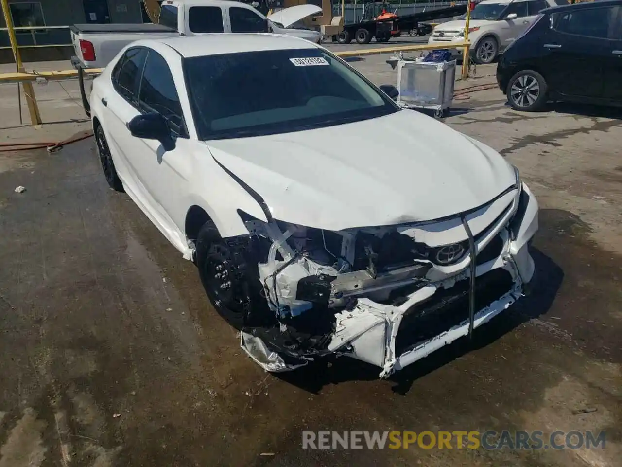 1 Photograph of a damaged car 4T1G11BK7LU007827 TOYOTA CAMRY 2020