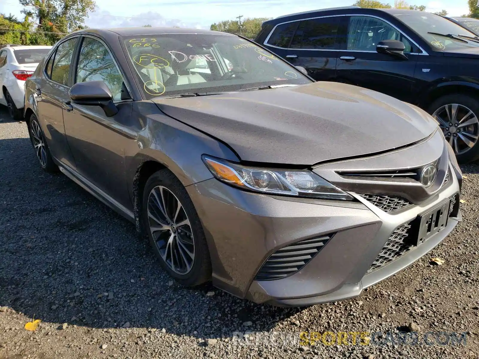 1 Photograph of a damaged car 4T1G11BK7LU016236 TOYOTA CAMRY 2020