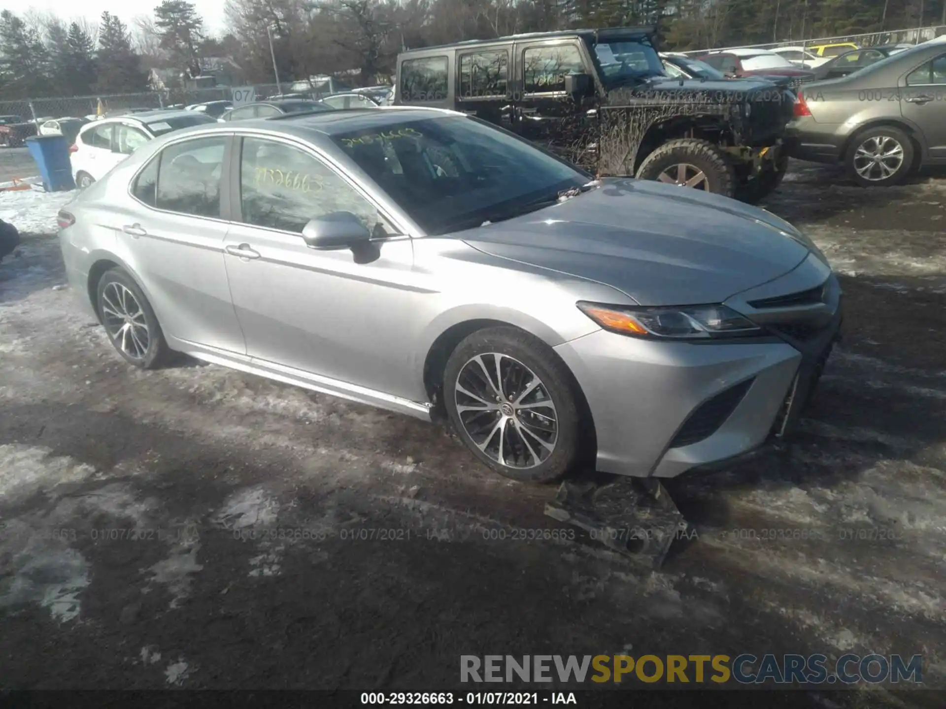 1 Photograph of a damaged car 4T1G11BK8LU013670 TOYOTA CAMRY 2020