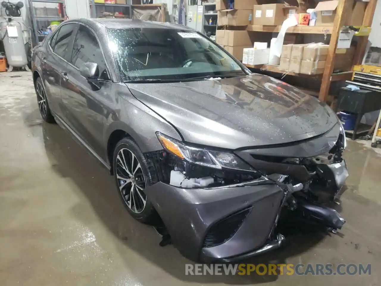 1 Photograph of a damaged car 4T1G11BK9LU007411 TOYOTA CAMRY 2020