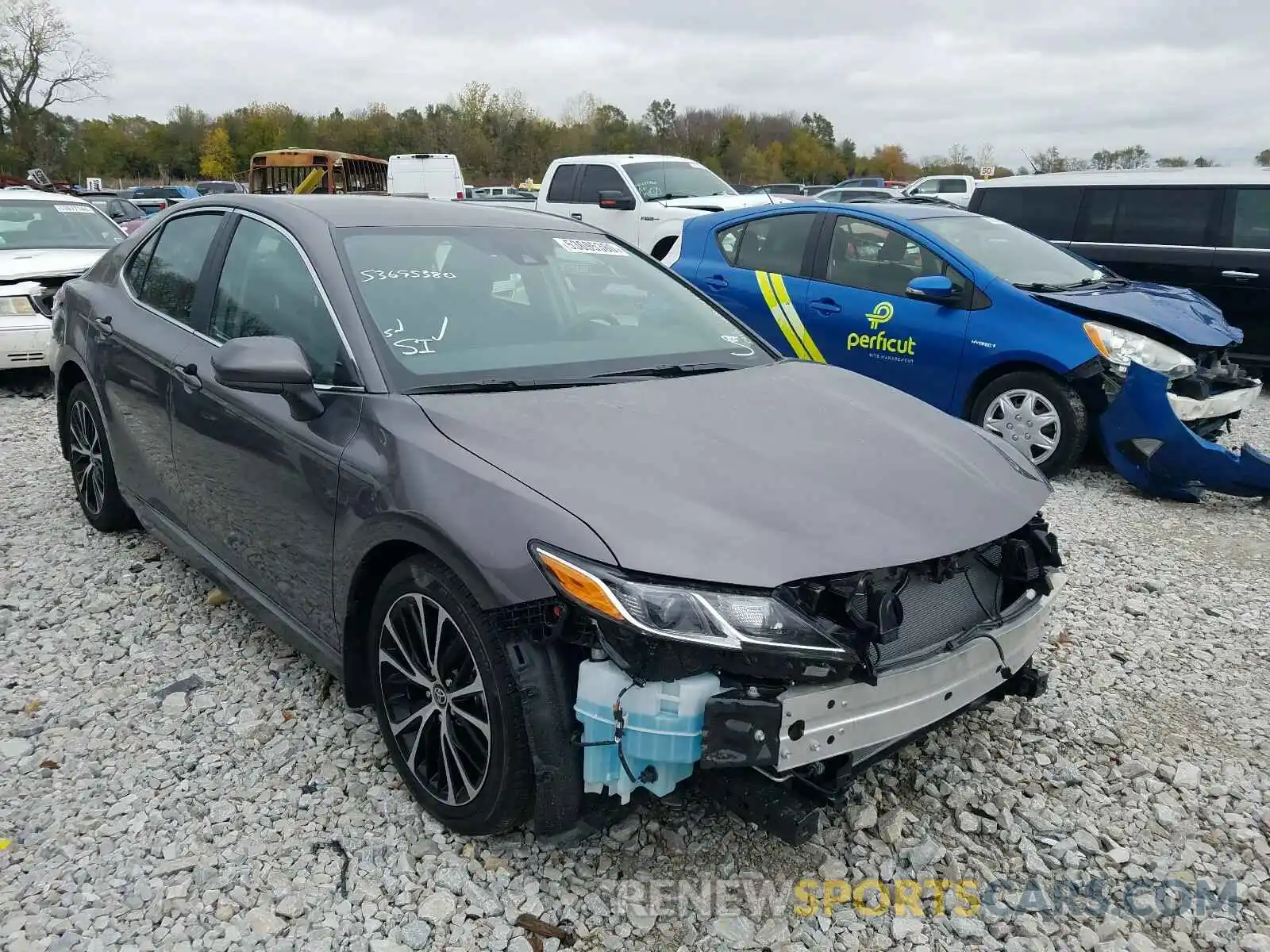 1 Photograph of a damaged car 4T1G11BK9LU013600 TOYOTA CAMRY 2020