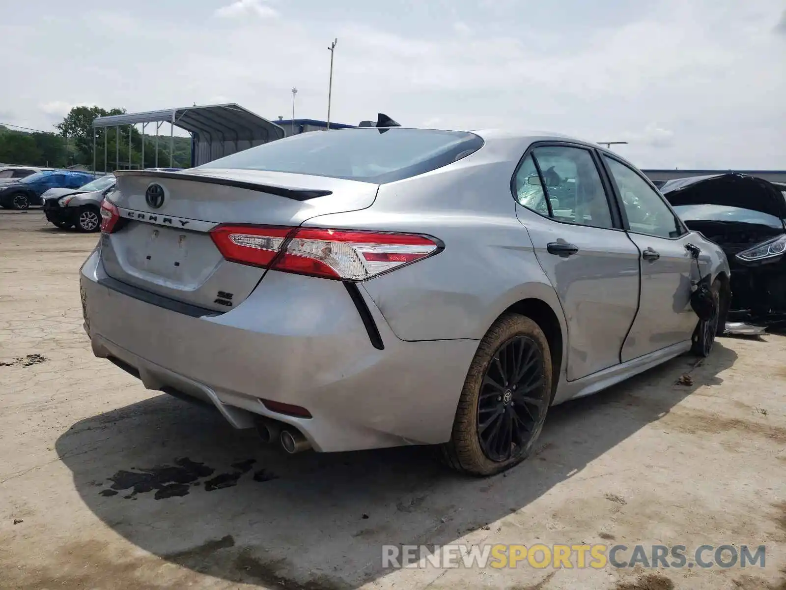 4 Photograph of a damaged car 4T1G11BK9LU014200 TOYOTA CAMRY 2020