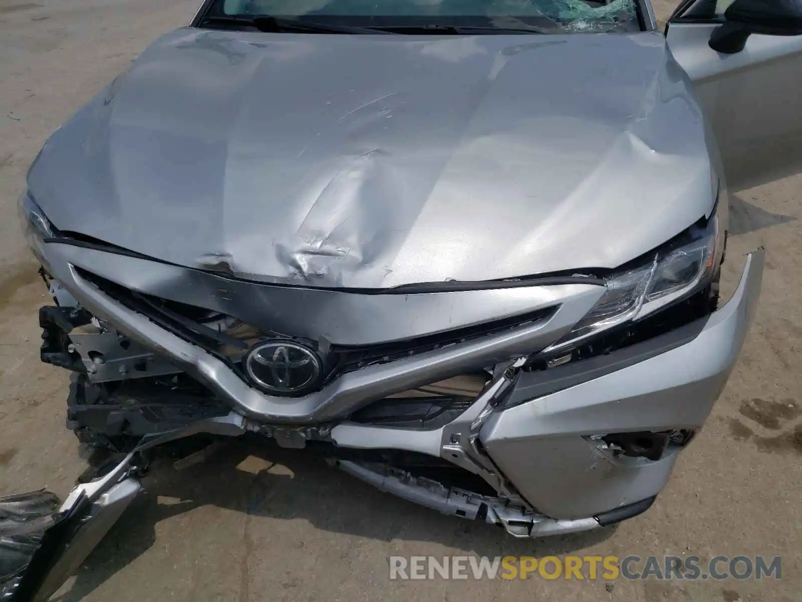 7 Photograph of a damaged car 4T1G11BK9LU014200 TOYOTA CAMRY 2020