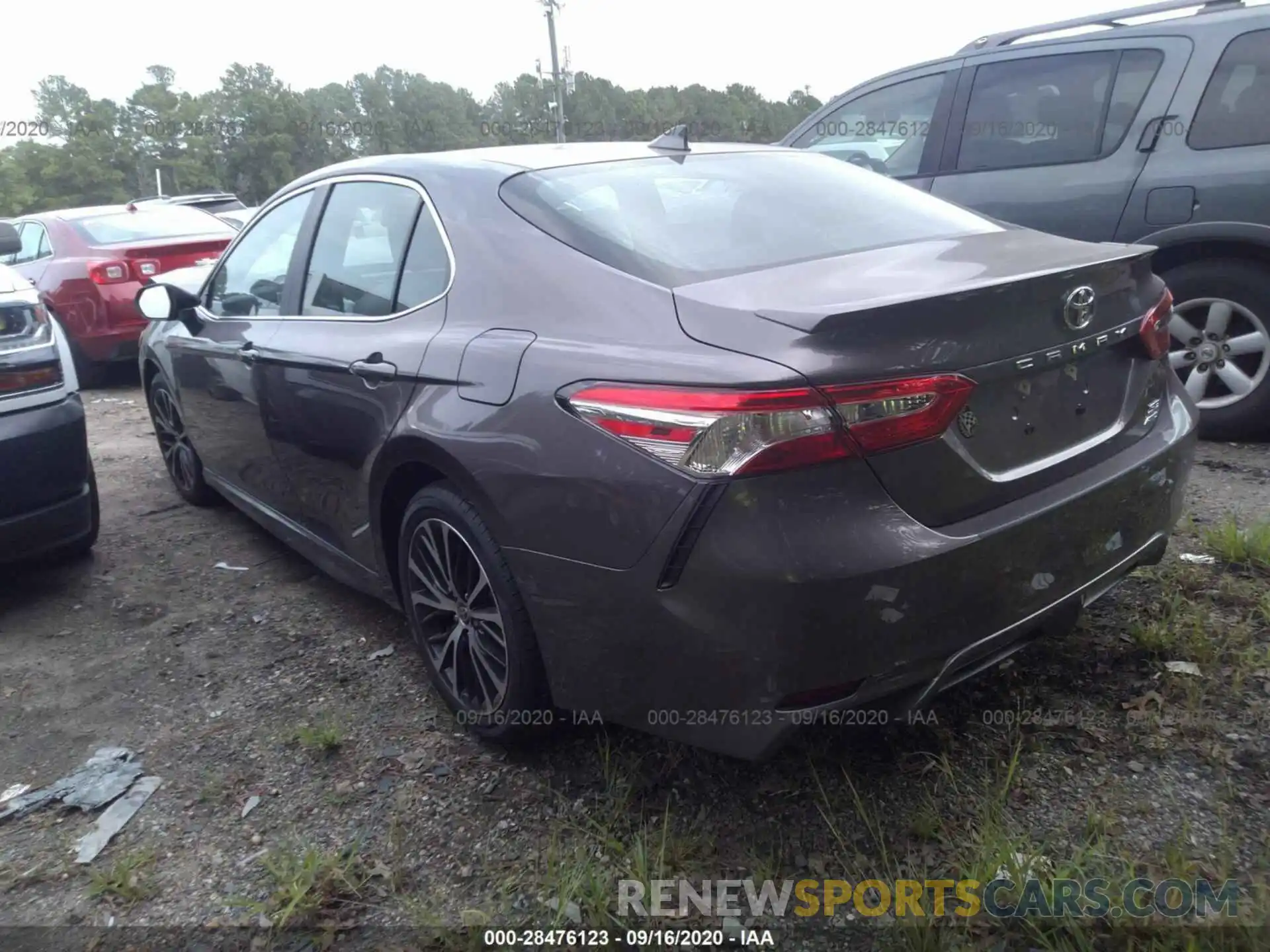 3 Photograph of a damaged car 4T1G11BKXLU009362 TOYOTA CAMRY 2020