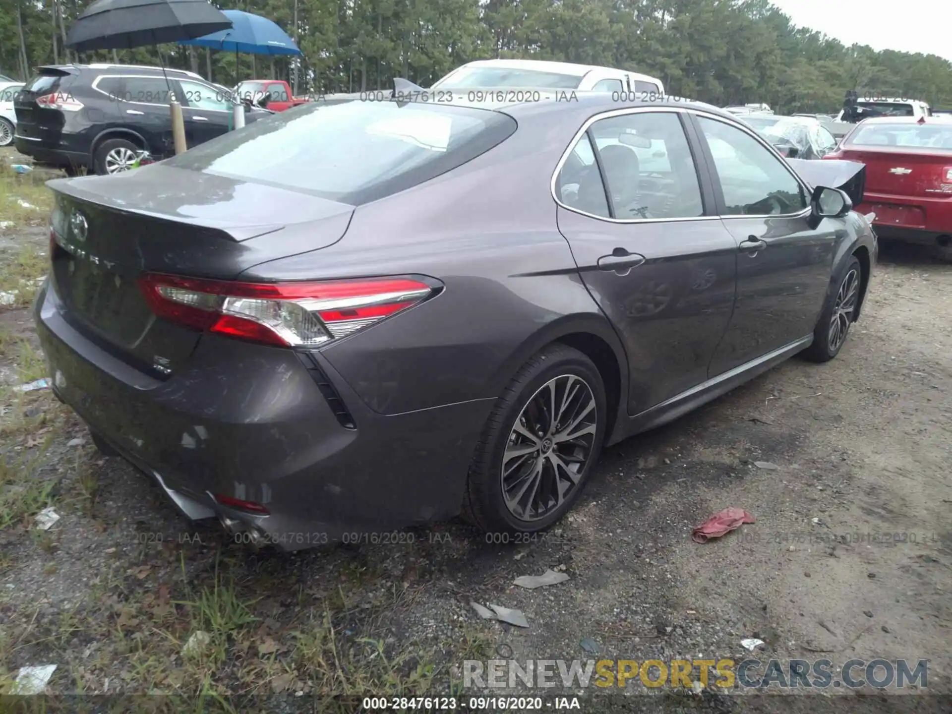 4 Photograph of a damaged car 4T1G11BKXLU009362 TOYOTA CAMRY 2020