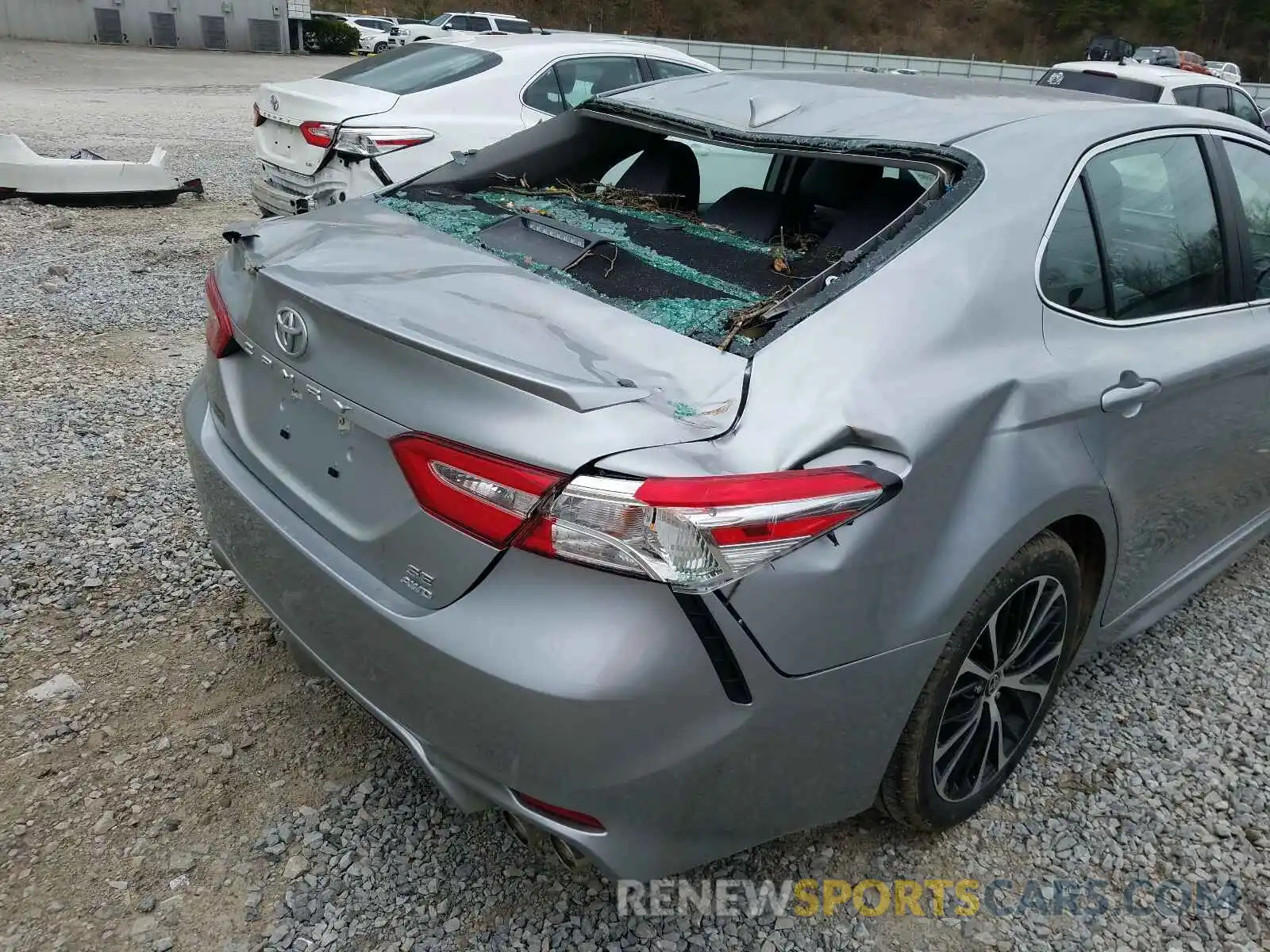 9 Photograph of a damaged car 4T1G11BKXLU018885 TOYOTA CAMRY 2020