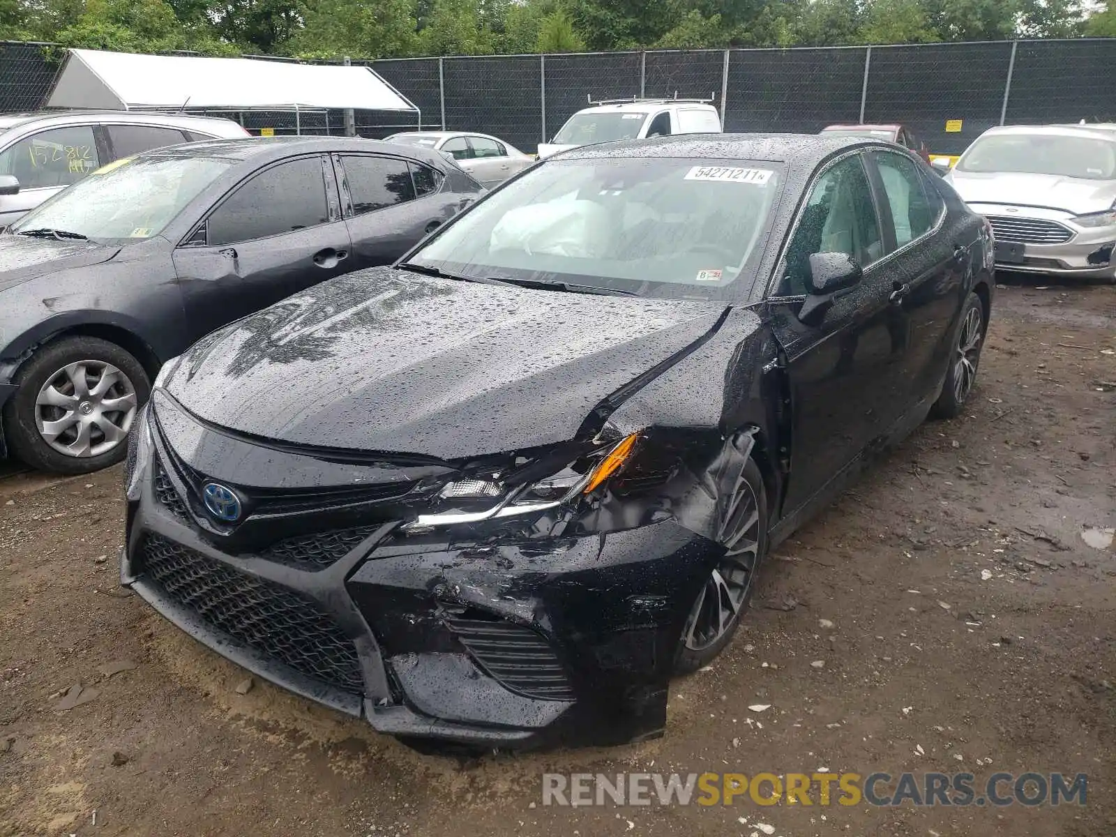 2 Photograph of a damaged car 4T1G31AK0LU015019 TOYOTA CAMRY 2020