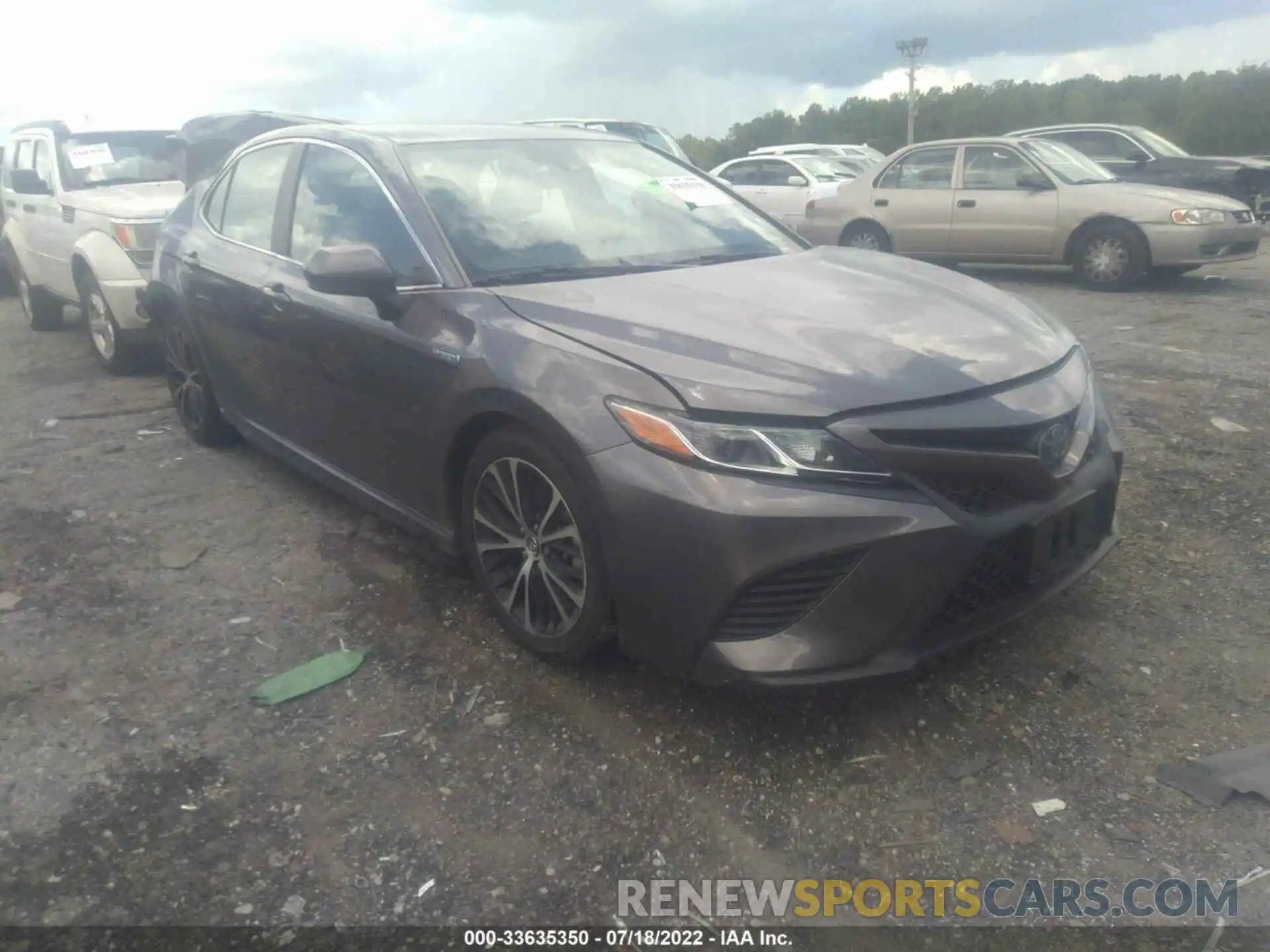 1 Photograph of a damaged car 4T1G31AK0LU527122 TOYOTA CAMRY 2020