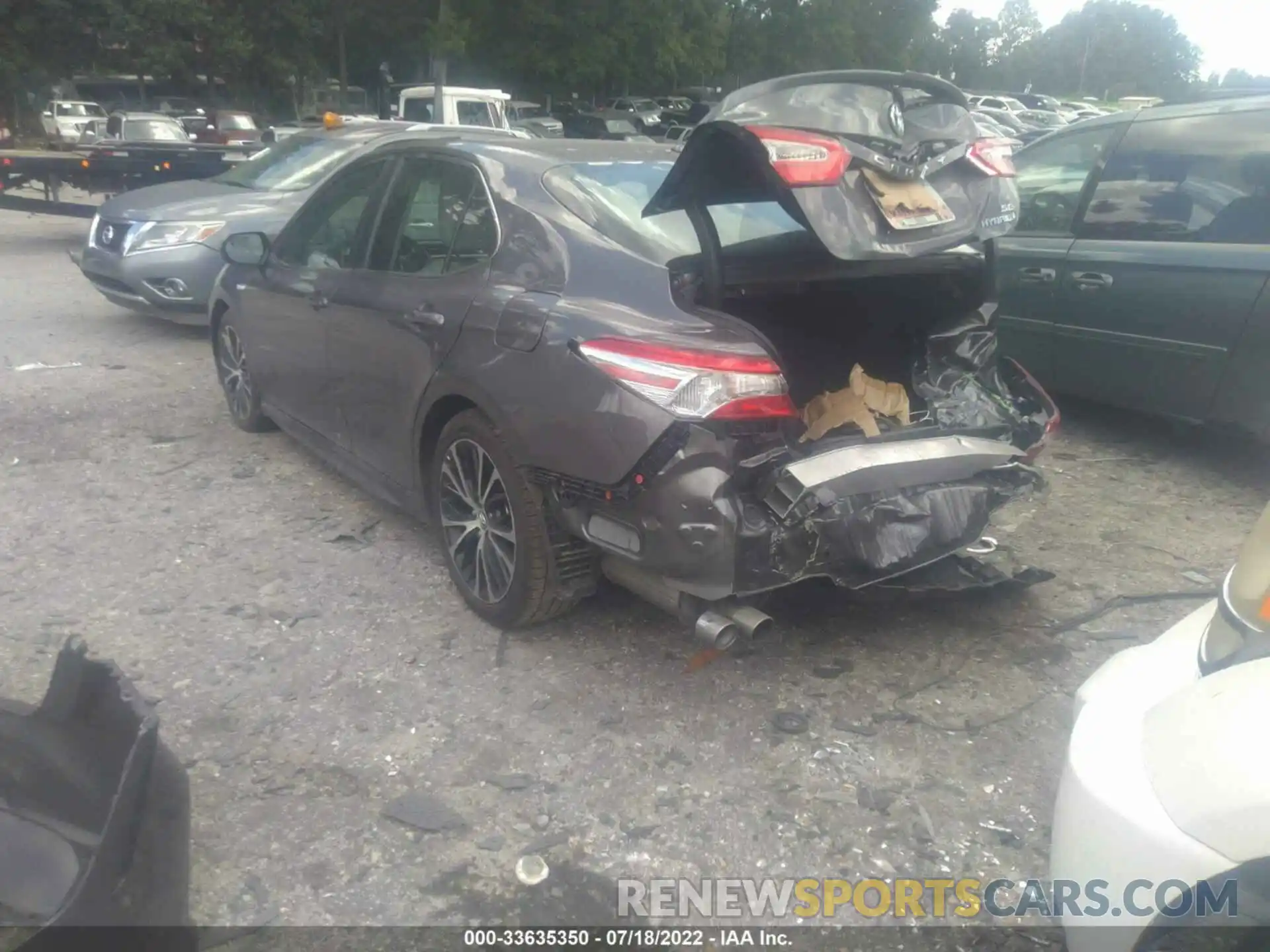 3 Photograph of a damaged car 4T1G31AK0LU527122 TOYOTA CAMRY 2020