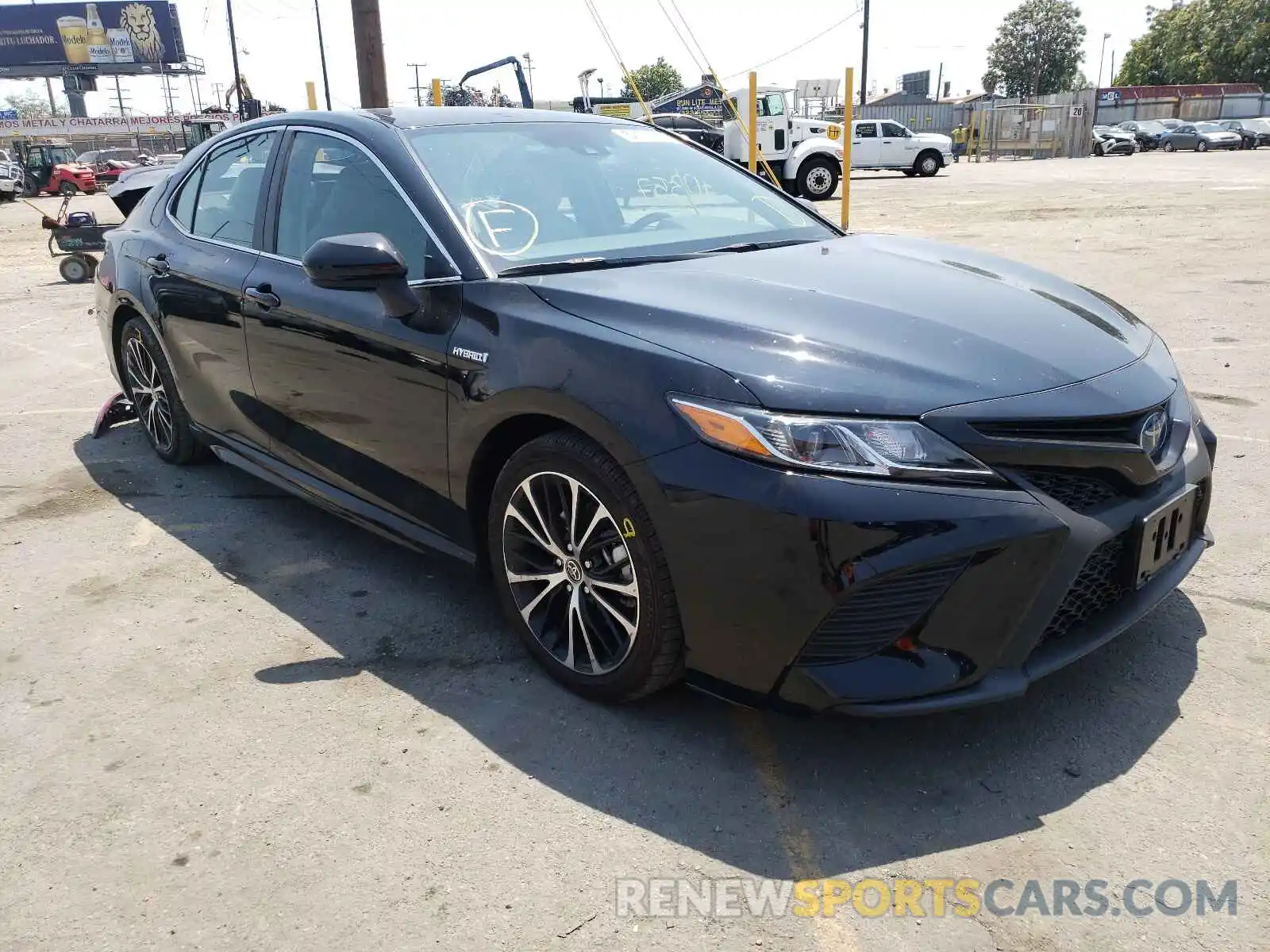 1 Photograph of a damaged car 4T1G31AK0LU533762 TOYOTA CAMRY 2020