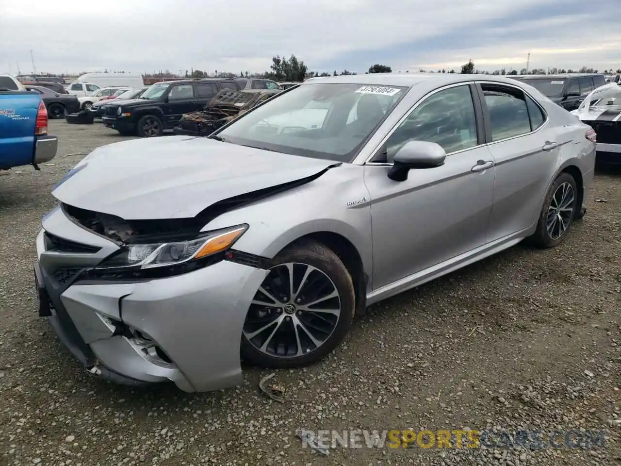 1 Photograph of a damaged car 4T1G31AK0LU537603 TOYOTA CAMRY 2020