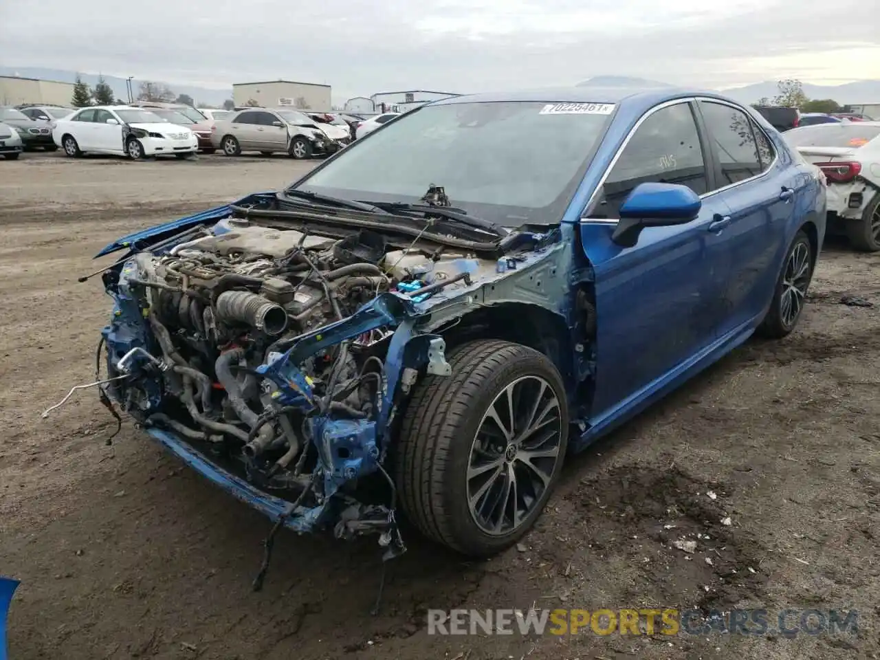 2 Photograph of a damaged car 4T1G31AK1LU018009 TOYOTA CAMRY 2020