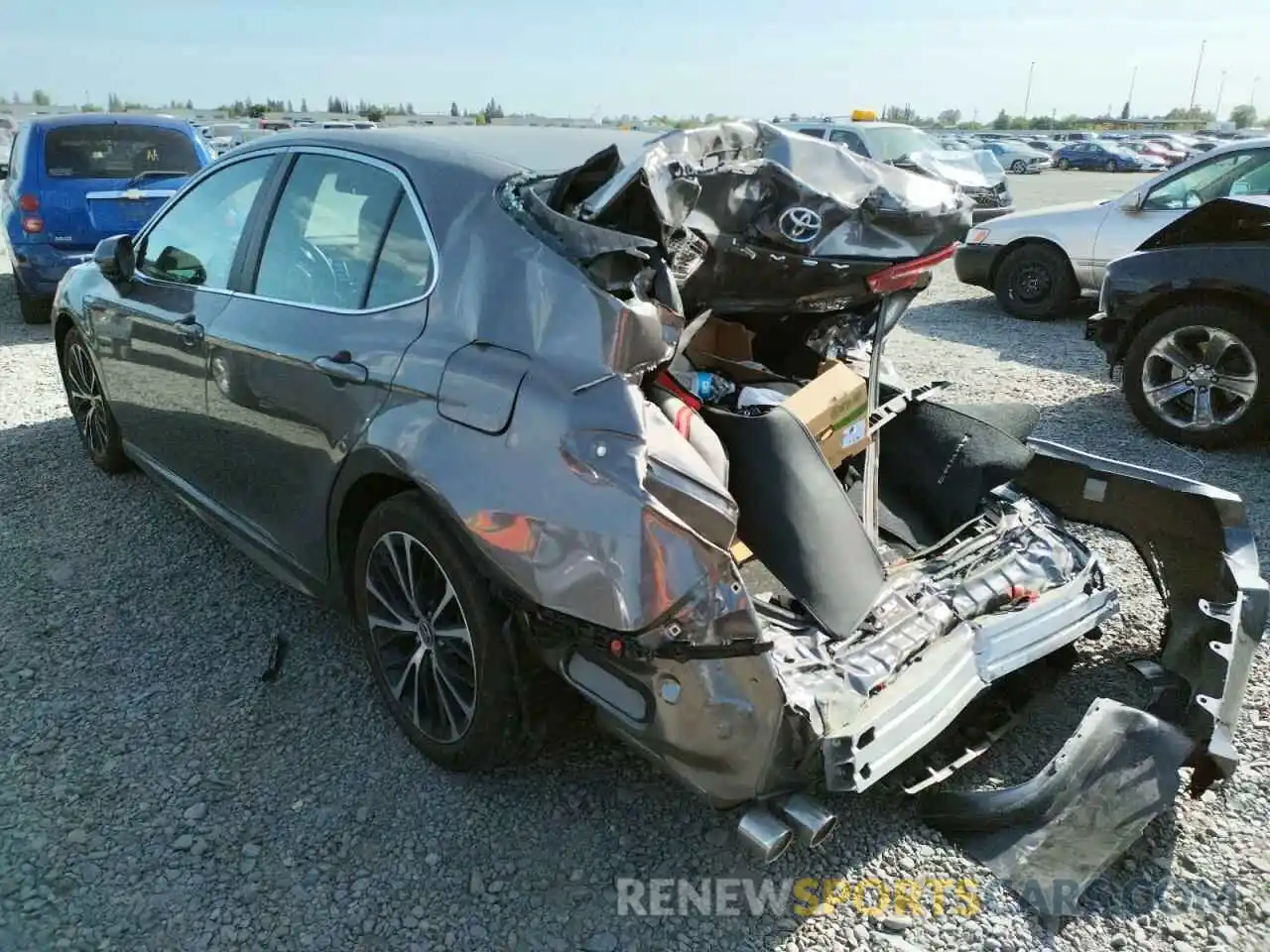 3 Photograph of a damaged car 4T1G31AK1LU534533 TOYOTA CAMRY 2020