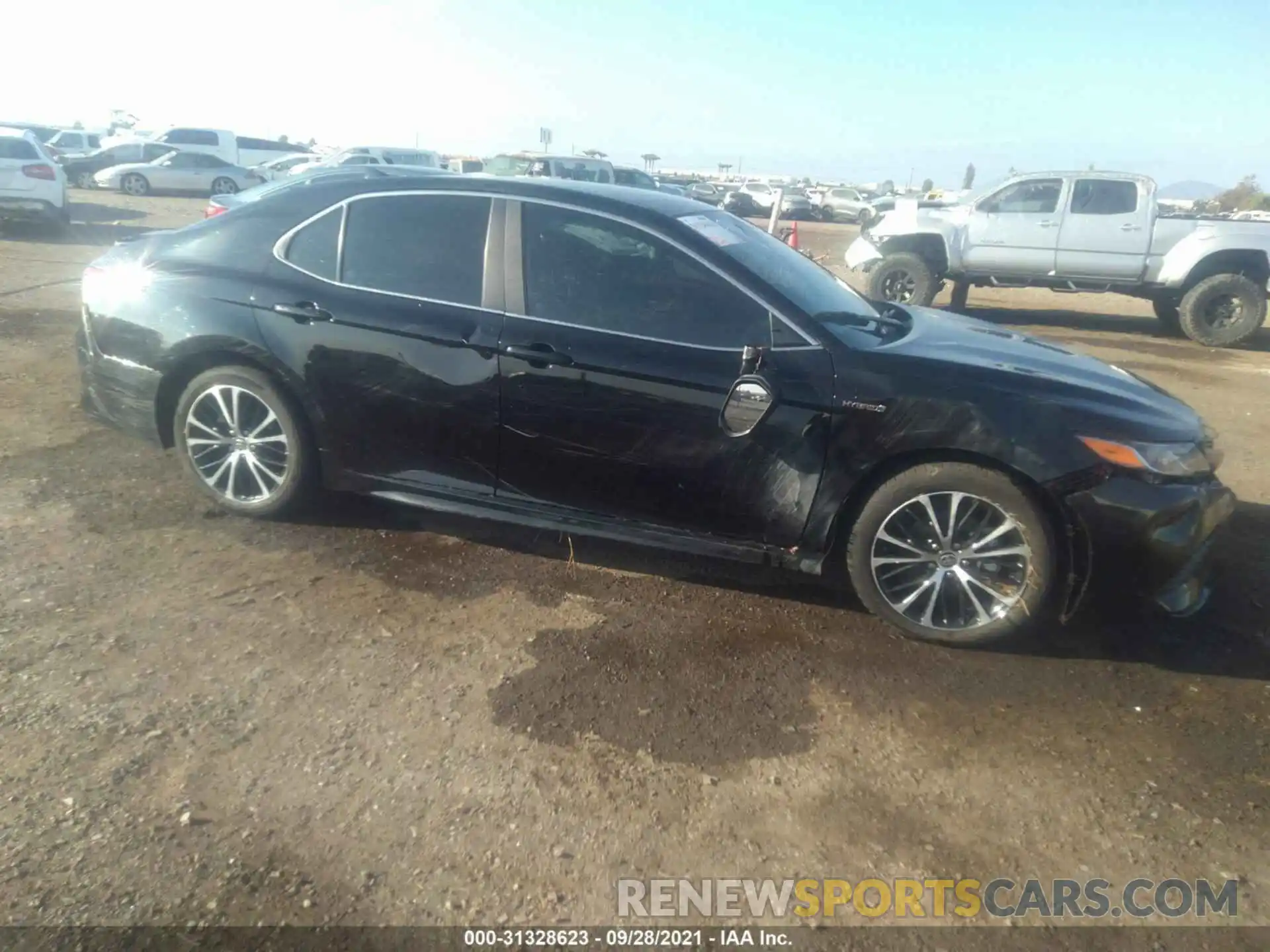 1 Photograph of a damaged car 4T1G31AK1LU539893 TOYOTA CAMRY 2020