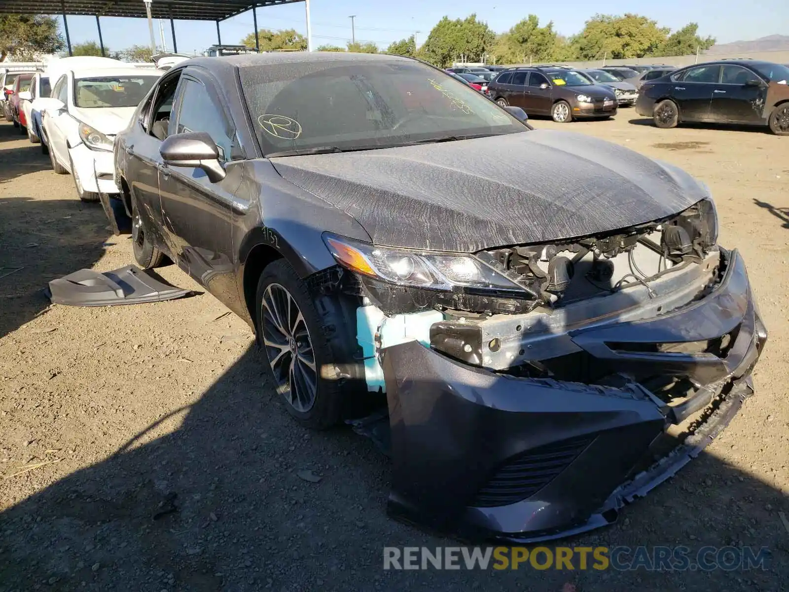 1 Photograph of a damaged car 4T1G31AK2LU009335 TOYOTA CAMRY 2020