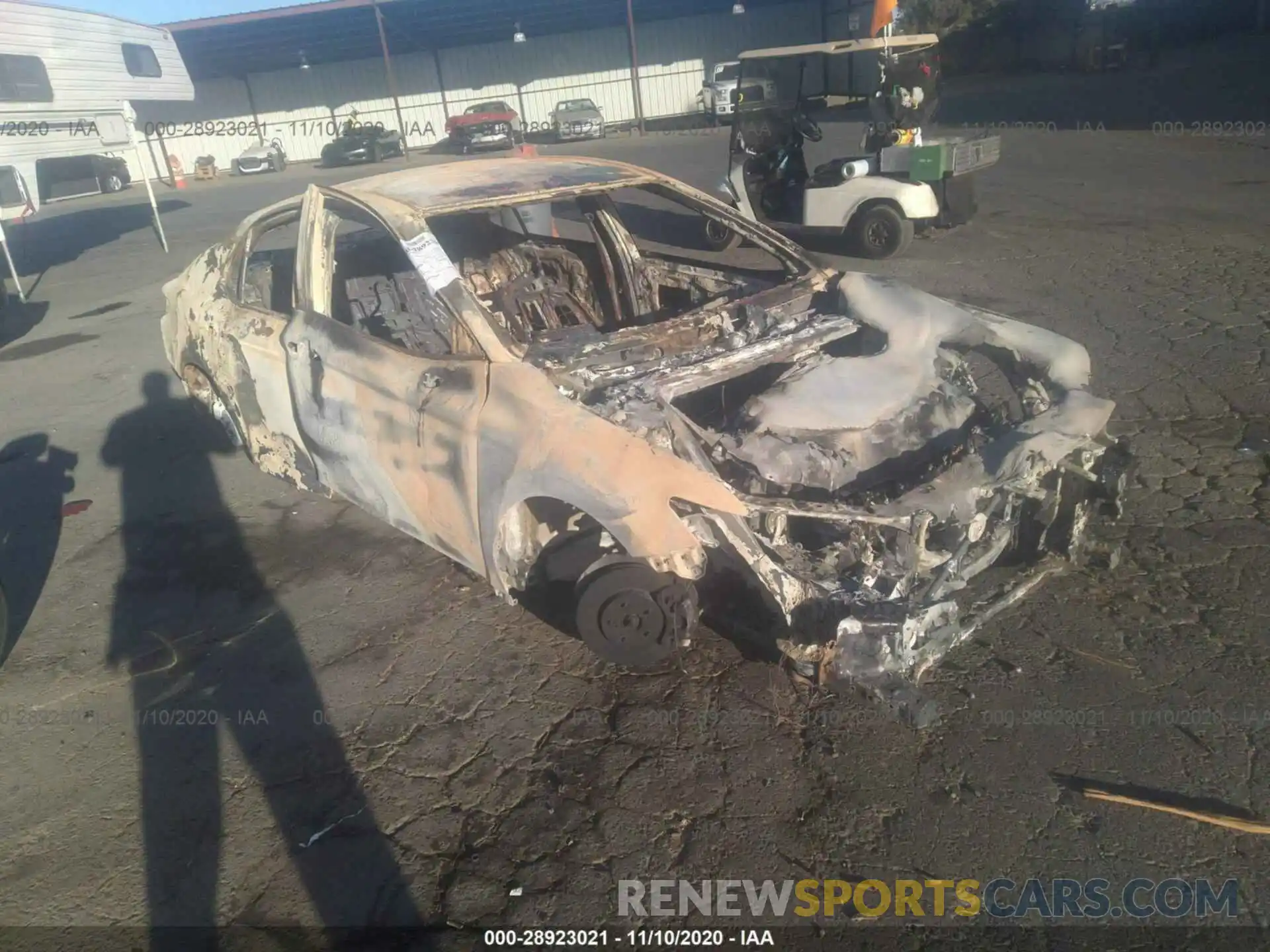 1 Photograph of a damaged car 4T1G31AK2LU012624 TOYOTA CAMRY 2020