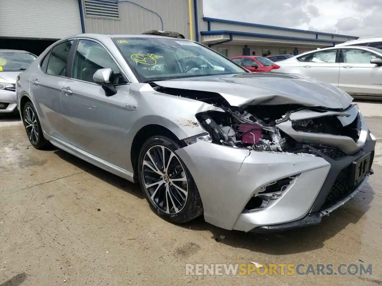 1 Photograph of a damaged car 4T1G31AK2LU017533 TOYOTA CAMRY 2020