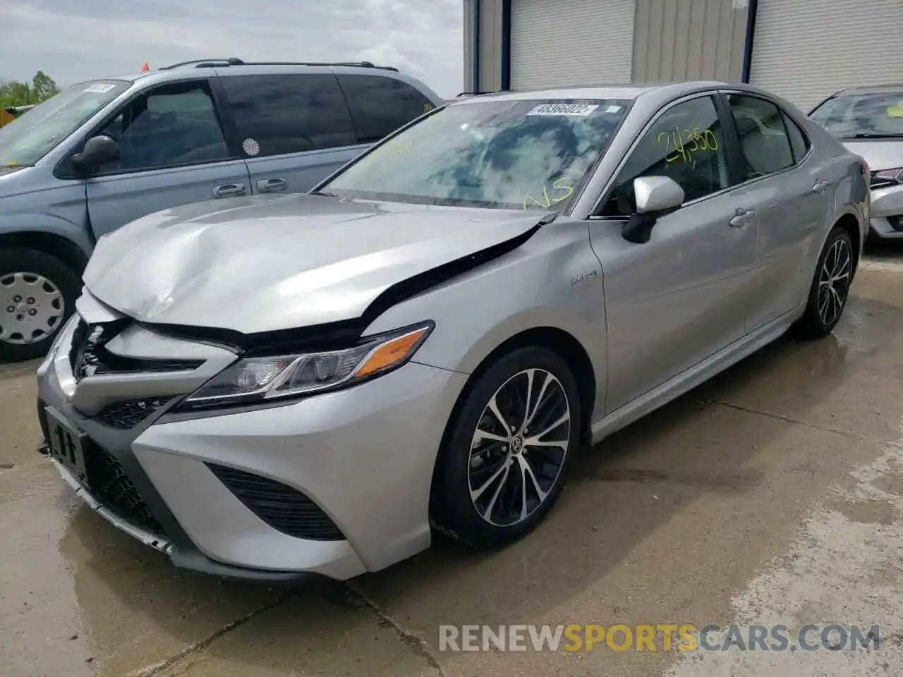 2 Photograph of a damaged car 4T1G31AK2LU017533 TOYOTA CAMRY 2020