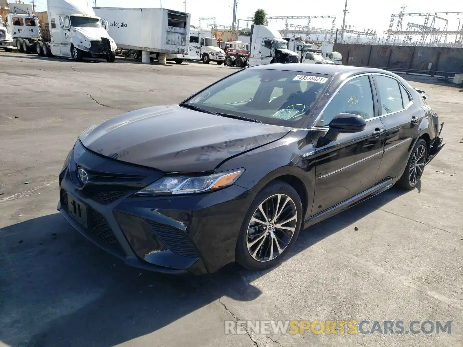 2 Photograph of a damaged car 4T1G31AK2LU524285 TOYOTA CAMRY 2020