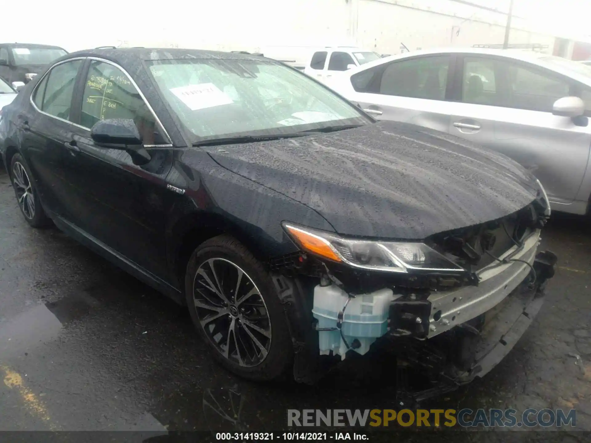 1 Photograph of a damaged car 4T1G31AK2LU539059 TOYOTA CAMRY 2020