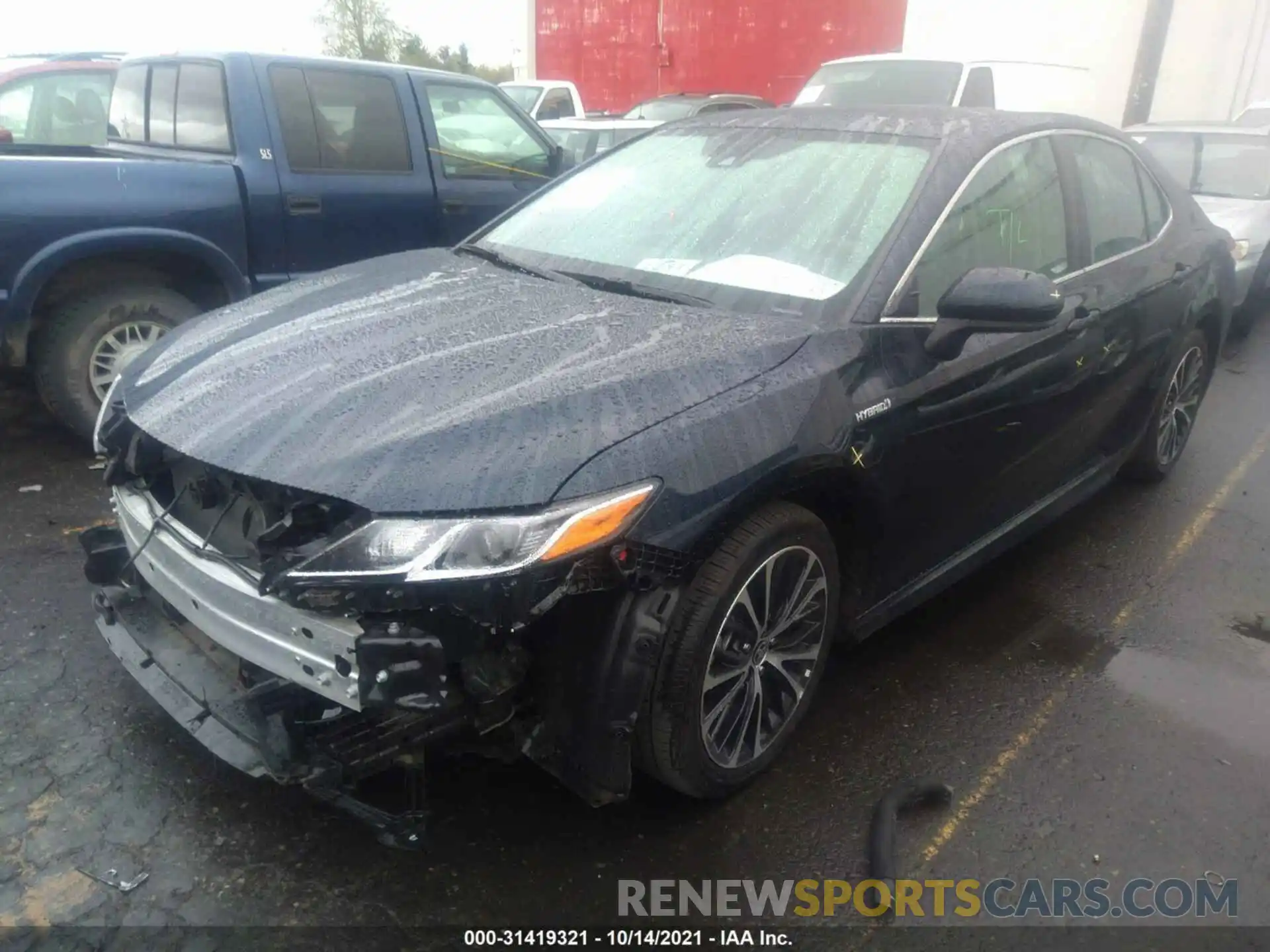 2 Photograph of a damaged car 4T1G31AK2LU539059 TOYOTA CAMRY 2020