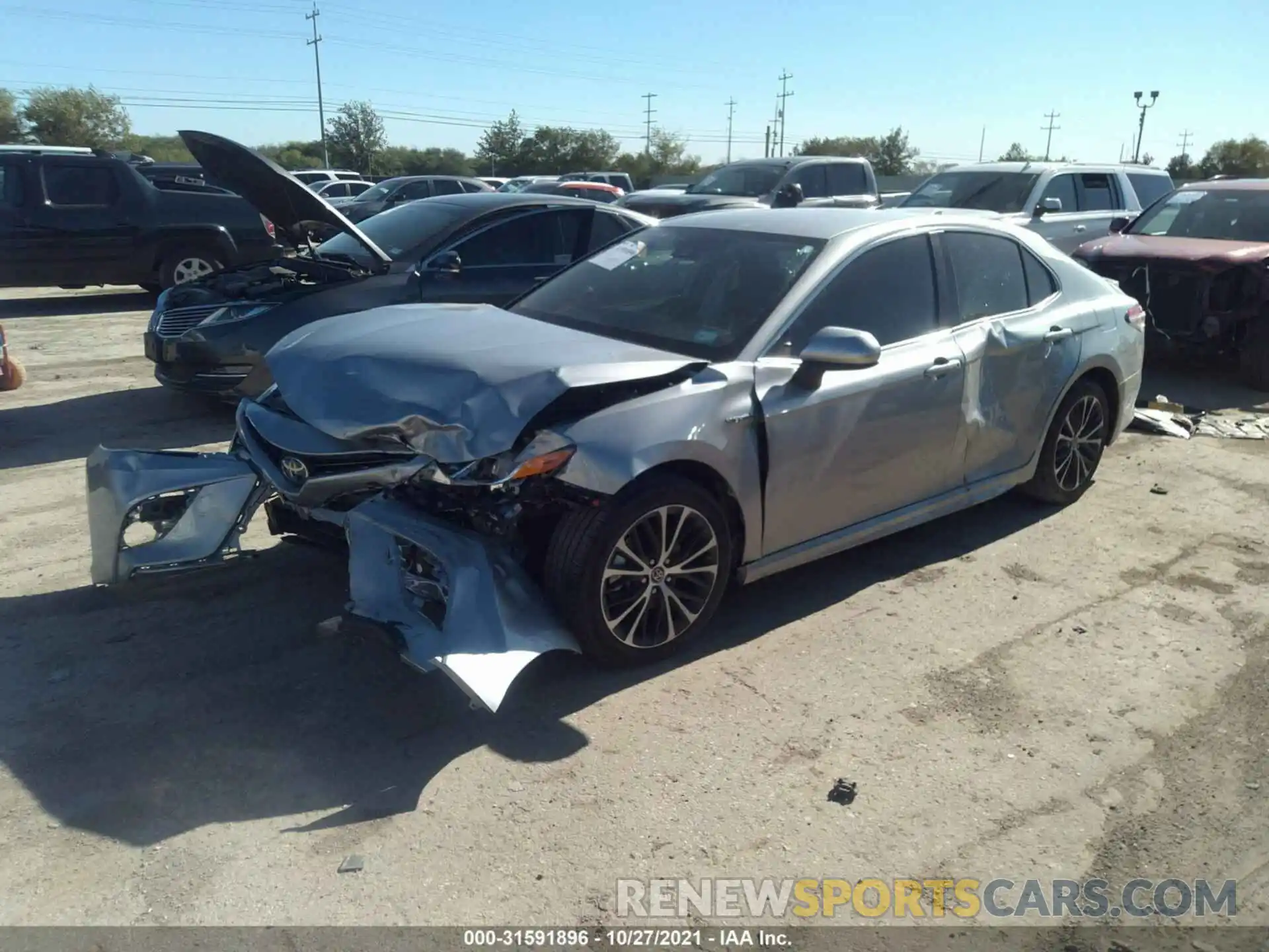 2 Photograph of a damaged car 4T1G31AK3LU010106 TOYOTA CAMRY 2020