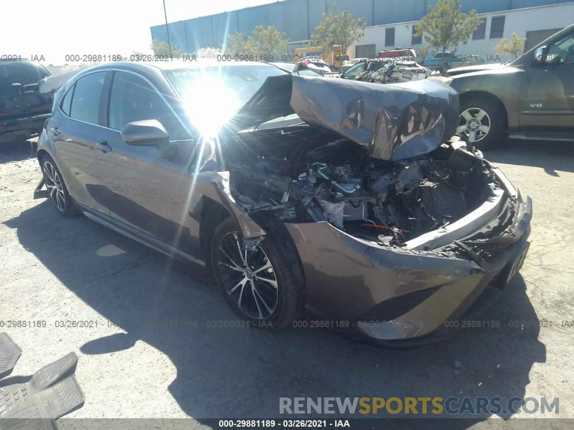 1 Photograph of a damaged car 4T1G31AK3LU015130 TOYOTA CAMRY 2020