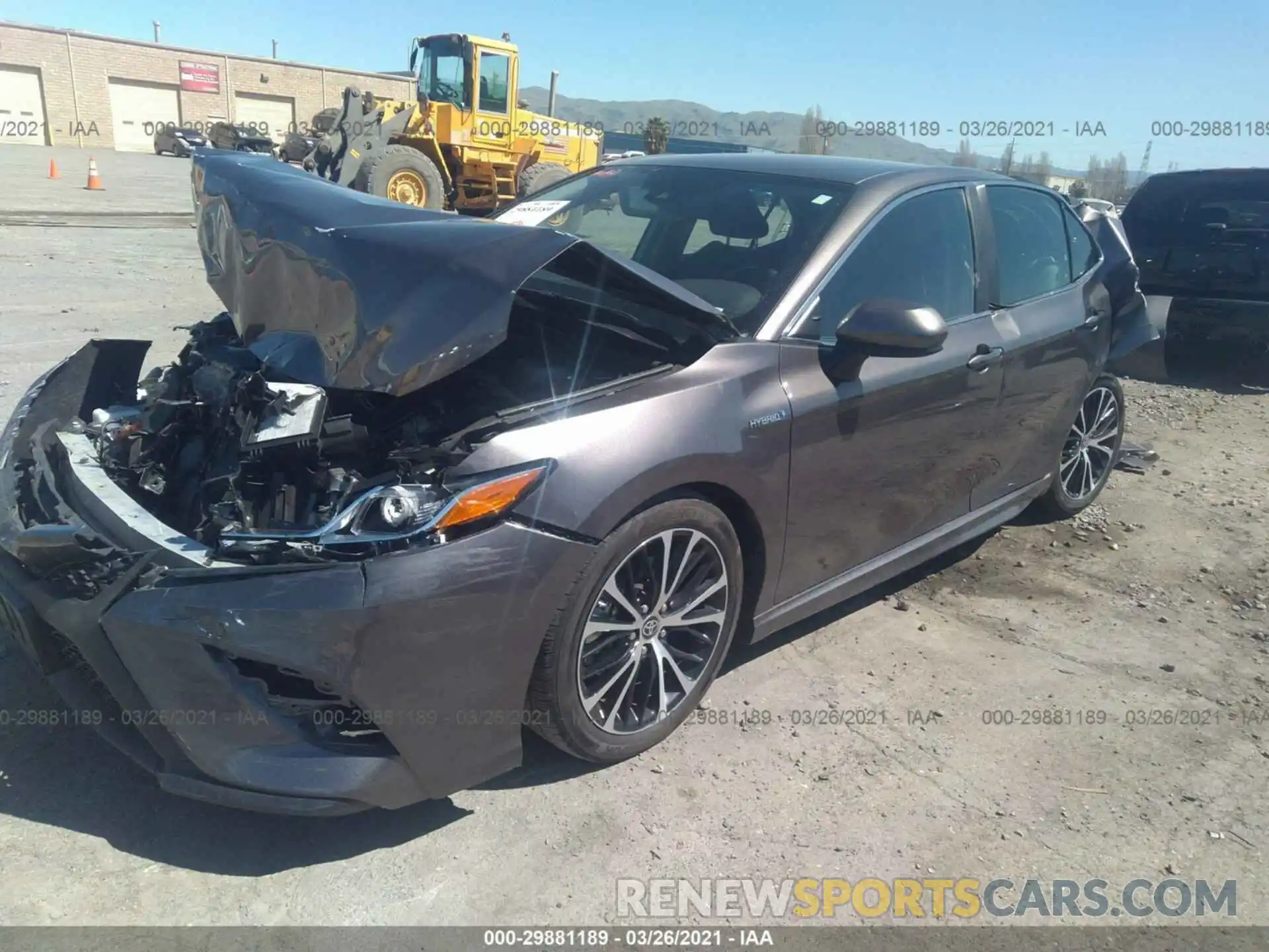 2 Photograph of a damaged car 4T1G31AK3LU015130 TOYOTA CAMRY 2020