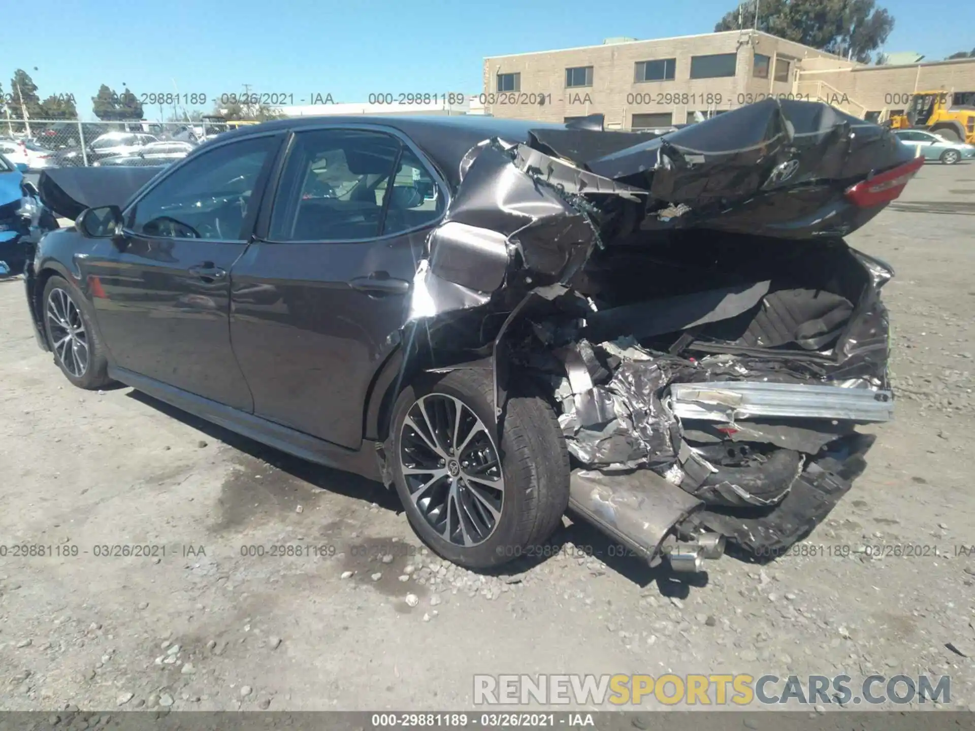 3 Photograph of a damaged car 4T1G31AK3LU015130 TOYOTA CAMRY 2020