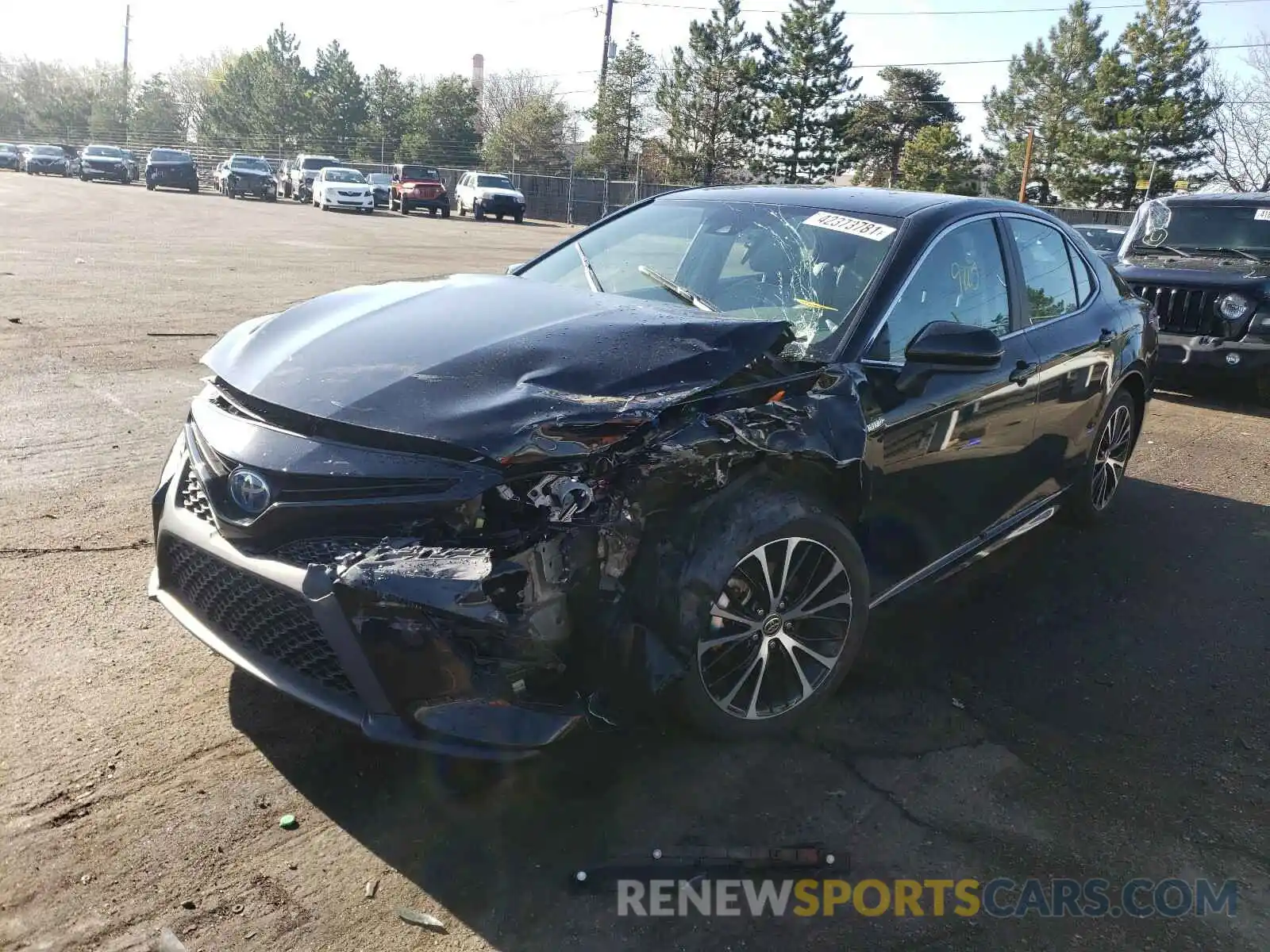 2 Photograph of a damaged car 4T1G31AK3LU016844 TOYOTA CAMRY 2020