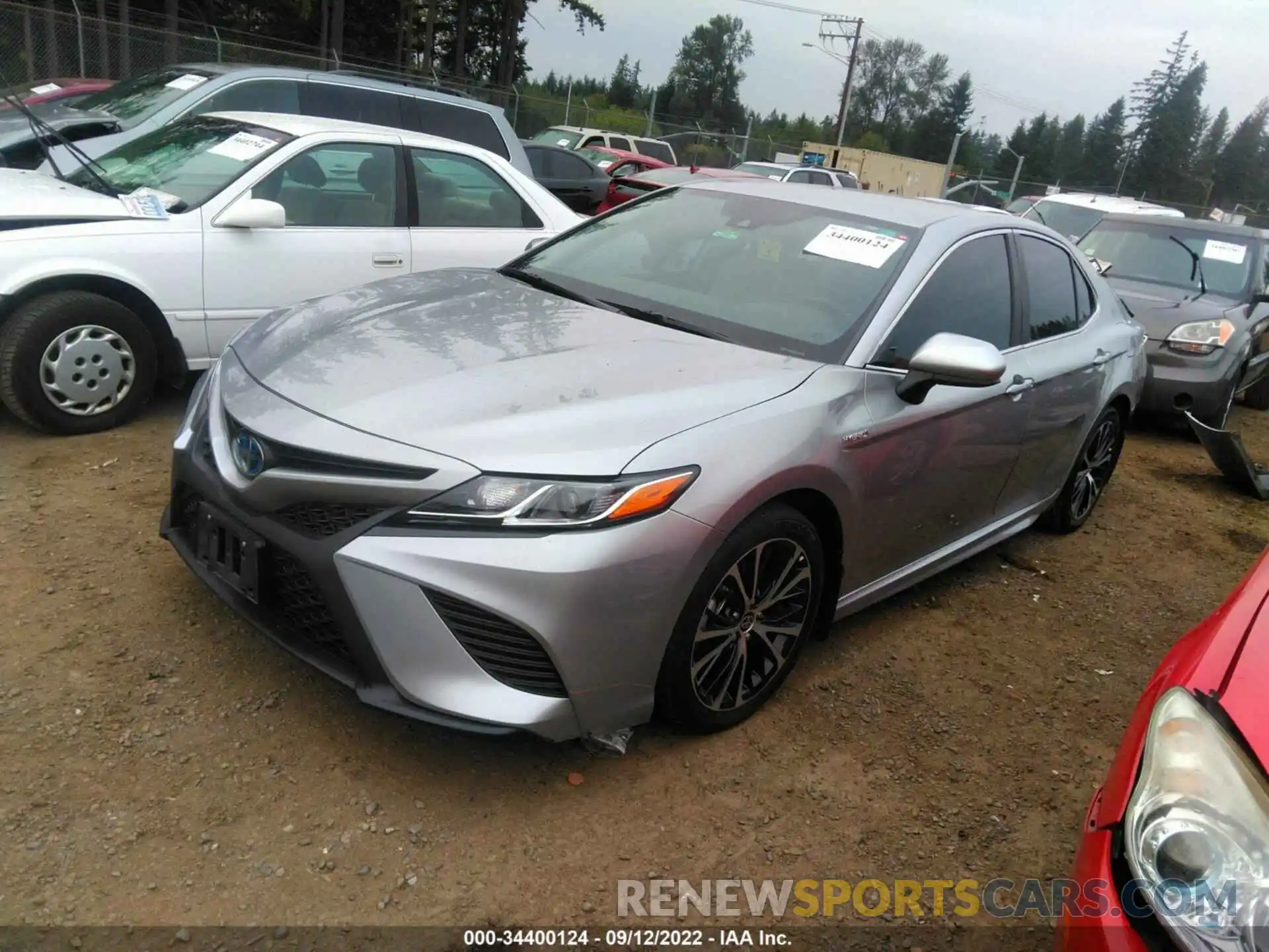 2 Photograph of a damaged car 4T1G31AK3LU535201 TOYOTA CAMRY 2020