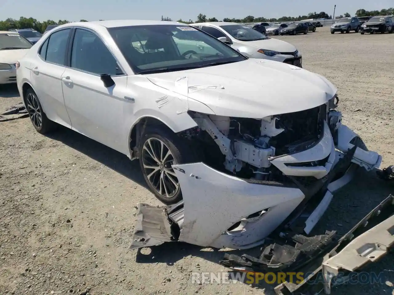 1 Photograph of a damaged car 4T1G31AK3LU539314 TOYOTA CAMRY 2020