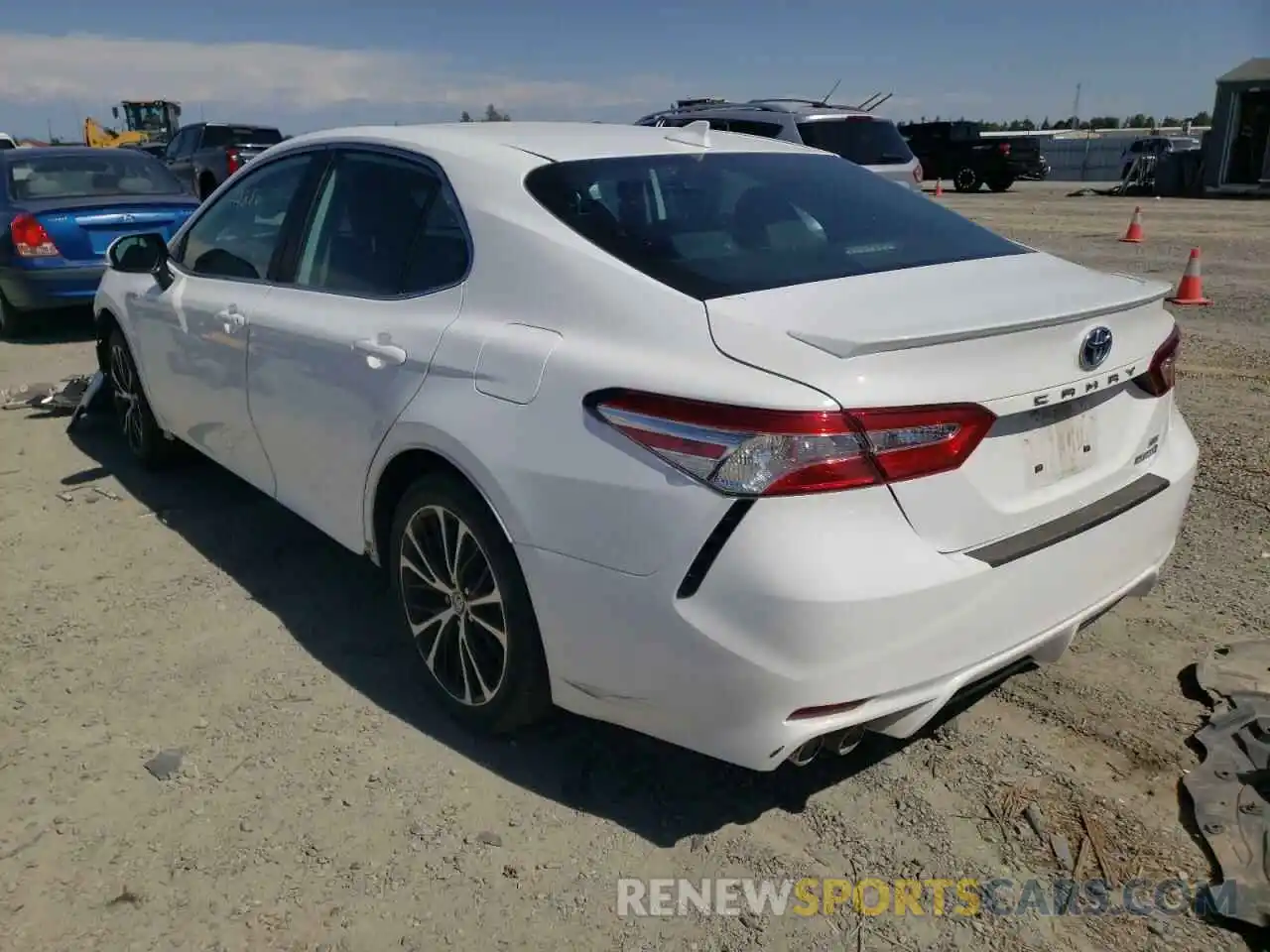 3 Photograph of a damaged car 4T1G31AK3LU539314 TOYOTA CAMRY 2020