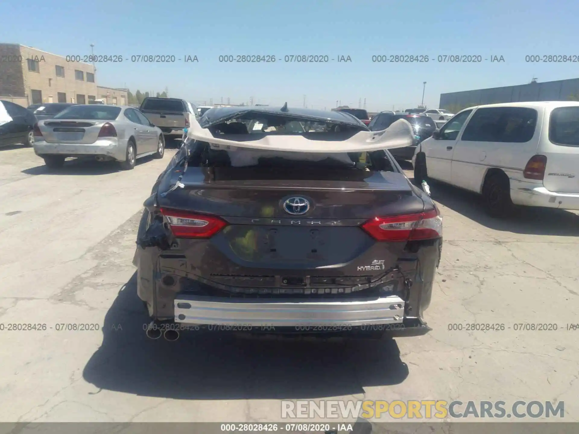 6 Photograph of a damaged car 4T1G31AK4LU010423 TOYOTA CAMRY 2020