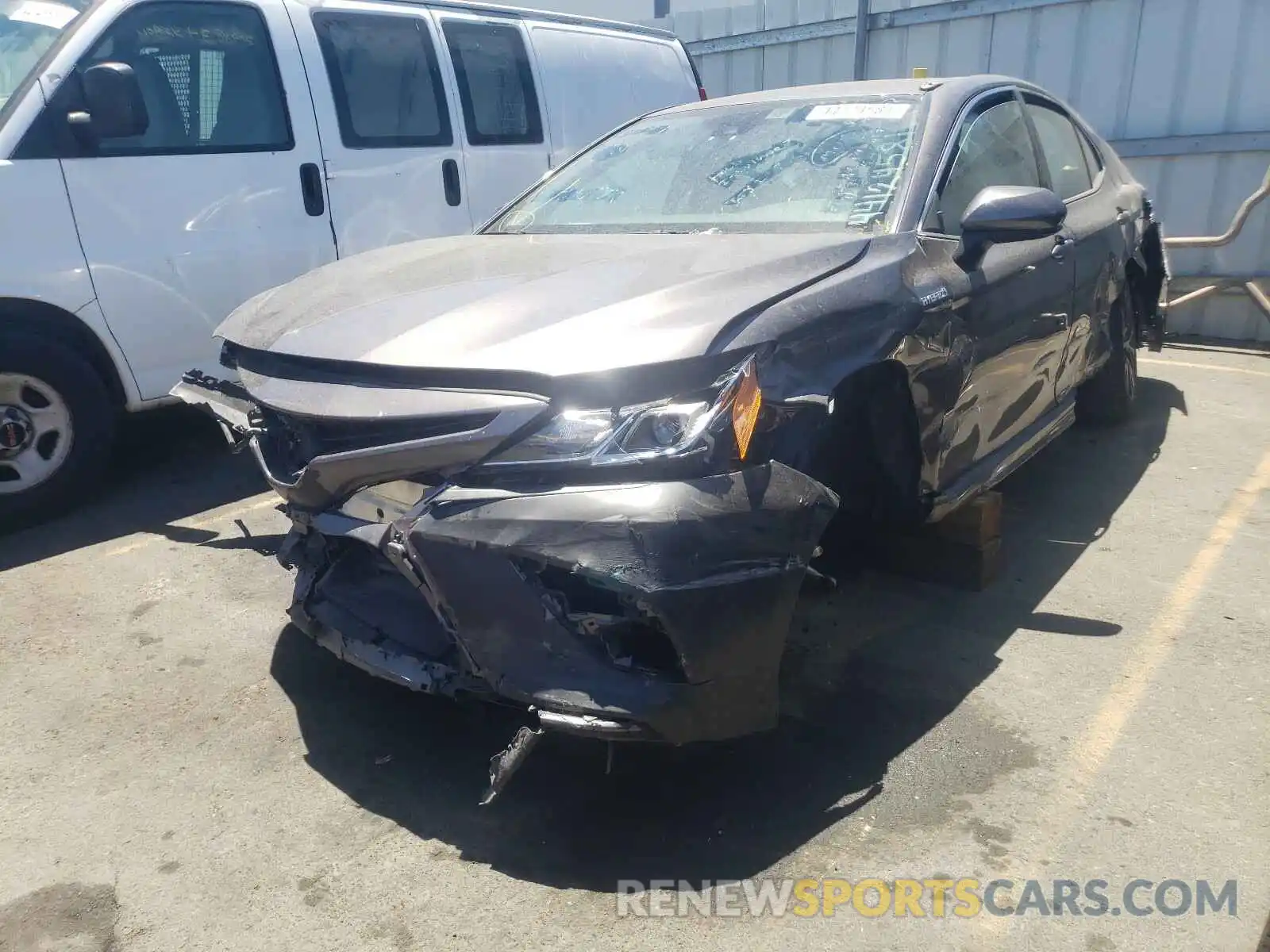 2 Photograph of a damaged car 4T1G31AK4LU011149 TOYOTA CAMRY 2020