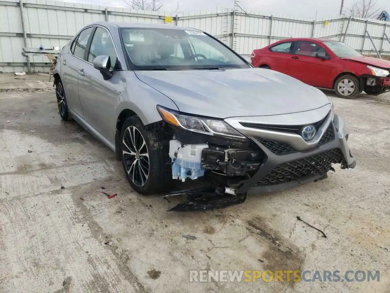 9 Photograph of a damaged car 4T1G31AK4LU019252 TOYOTA CAMRY 2020