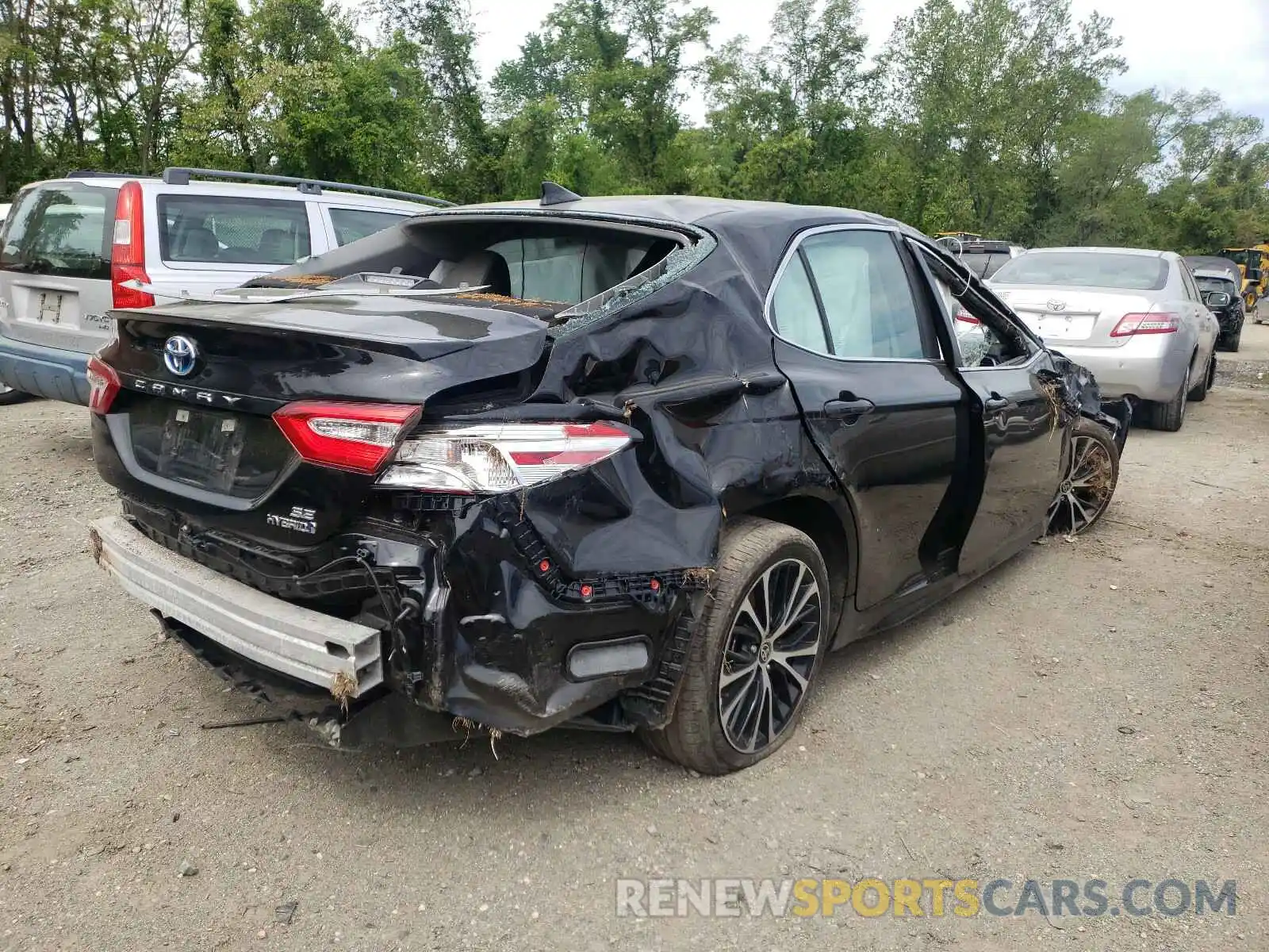 4 Photograph of a damaged car 4T1G31AK4LU536793 TOYOTA CAMRY 2020