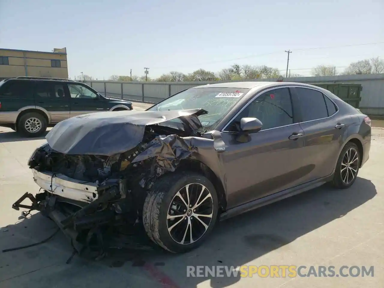 9 Photograph of a damaged car 4T1G31AK5LU529545 TOYOTA CAMRY 2020