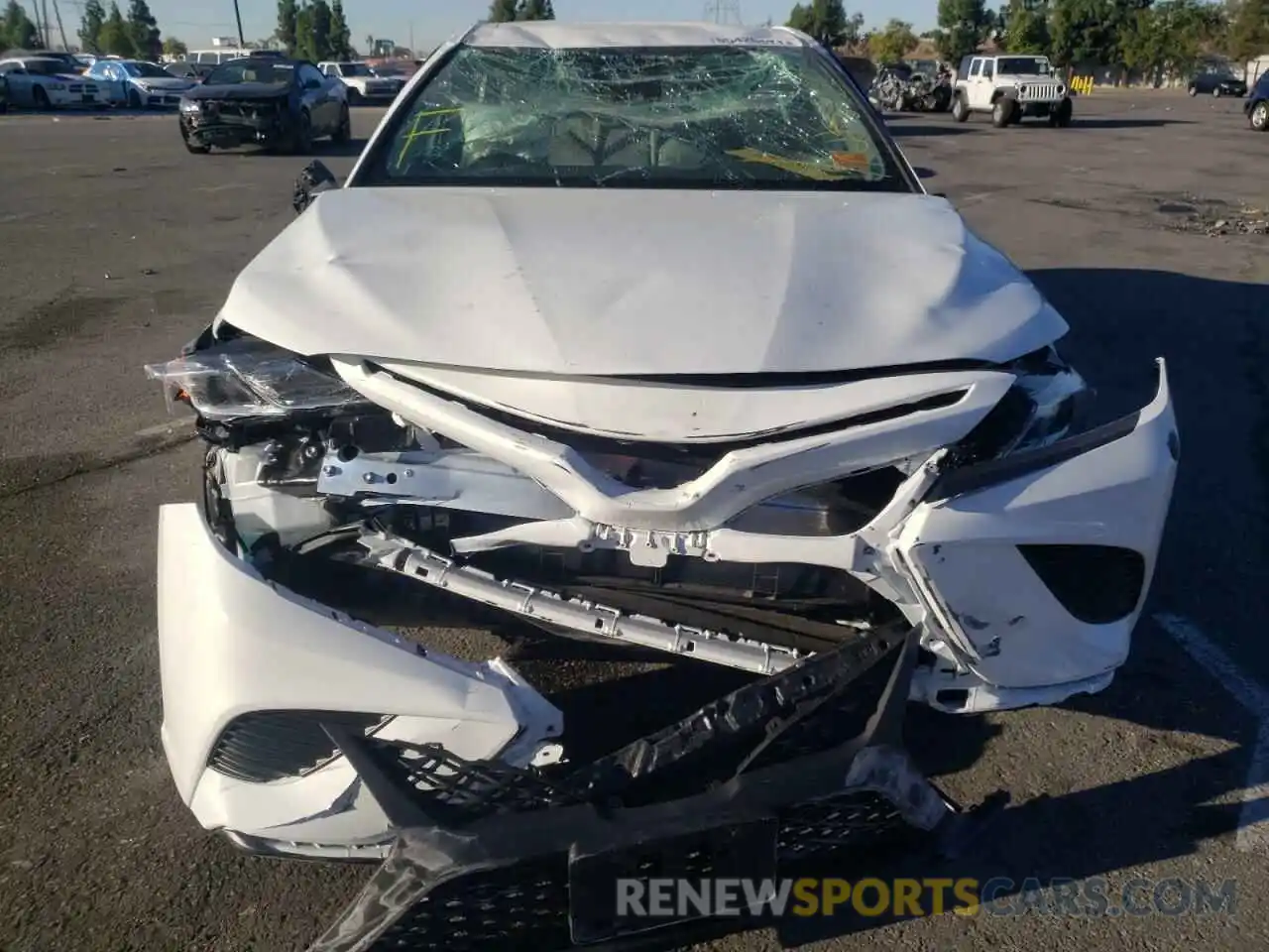 9 Photograph of a damaged car 4T1G31AK6LU014604 TOYOTA CAMRY 2020