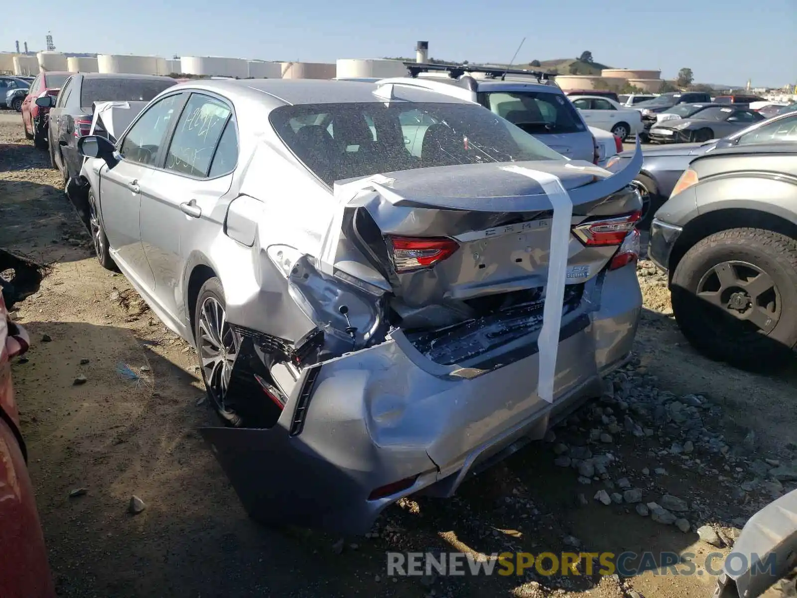 3 Photograph of a damaged car 4T1G31AK7LU017236 TOYOTA CAMRY 2020