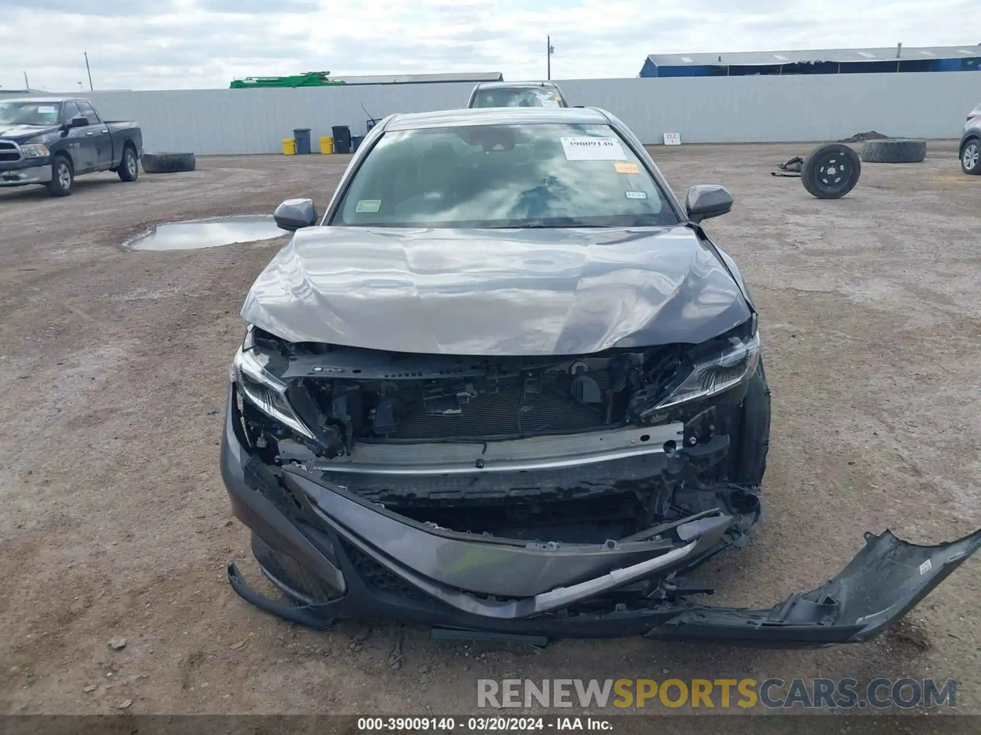 12 Photograph of a damaged car 4T1G31AK7LU544953 TOYOTA CAMRY 2020