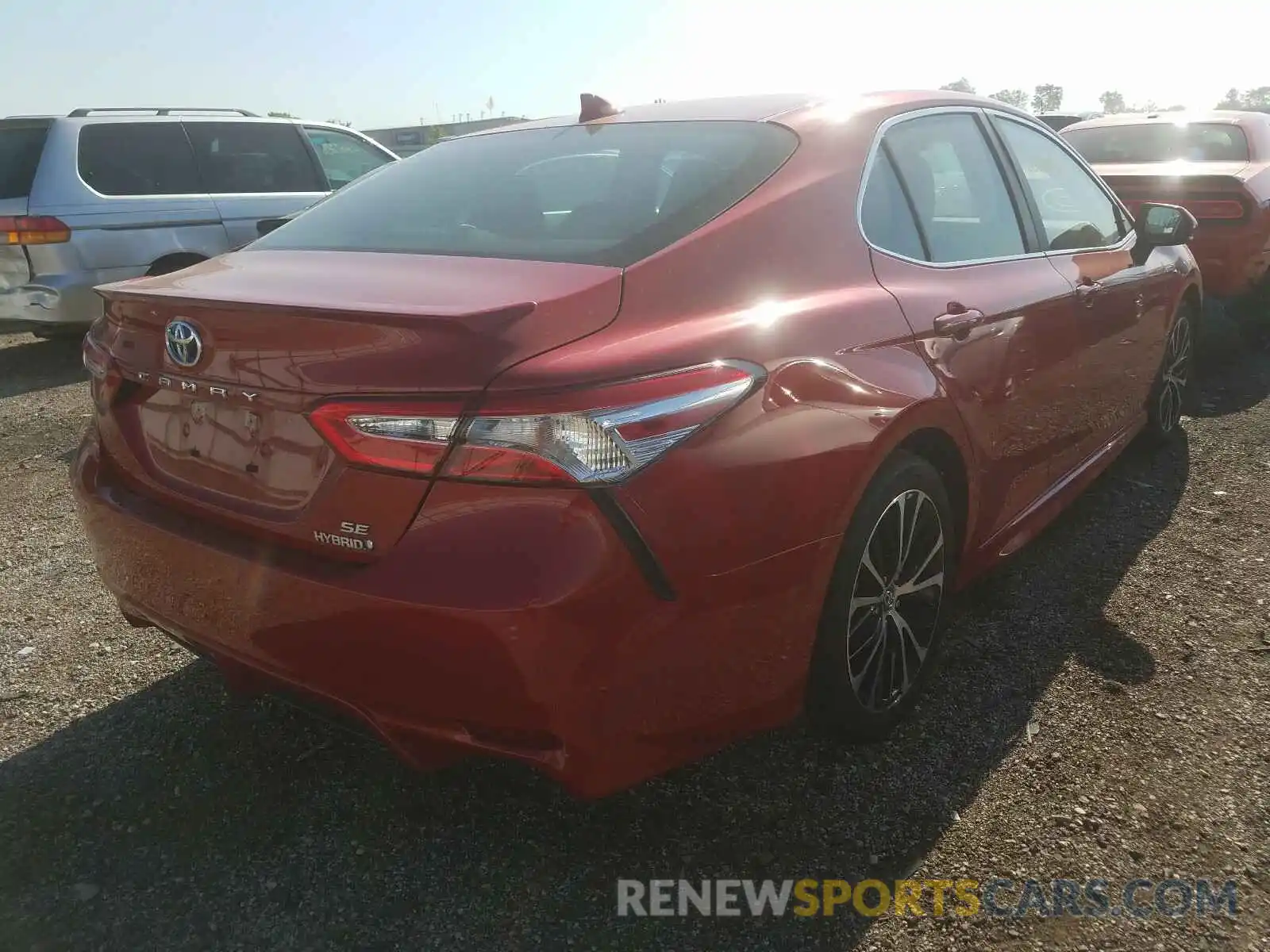 4 Photograph of a damaged car 4T1G31AK8LU010957 TOYOTA CAMRY 2020