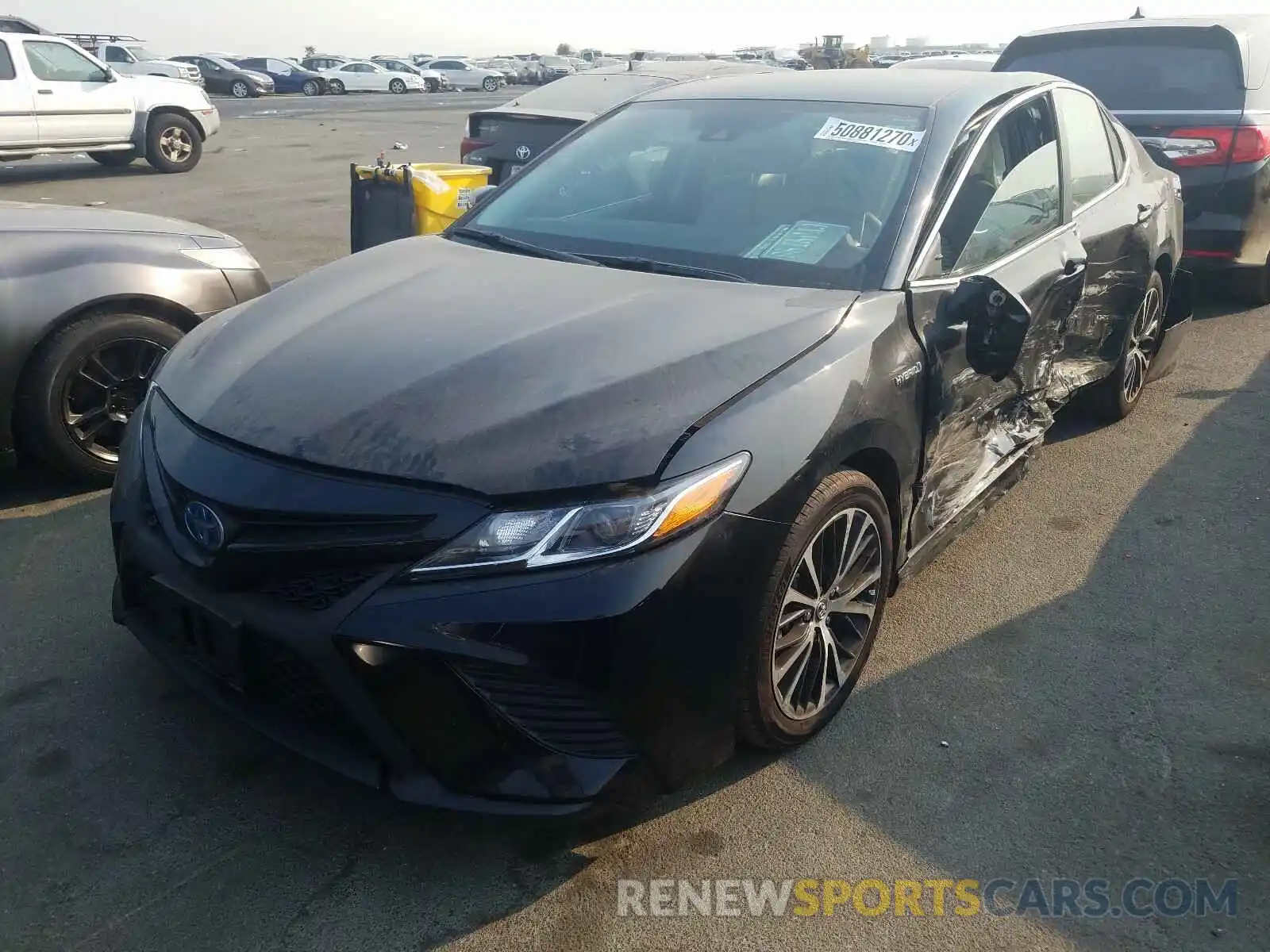 2 Photograph of a damaged car 4T1G31AK8LU522637 TOYOTA CAMRY 2020