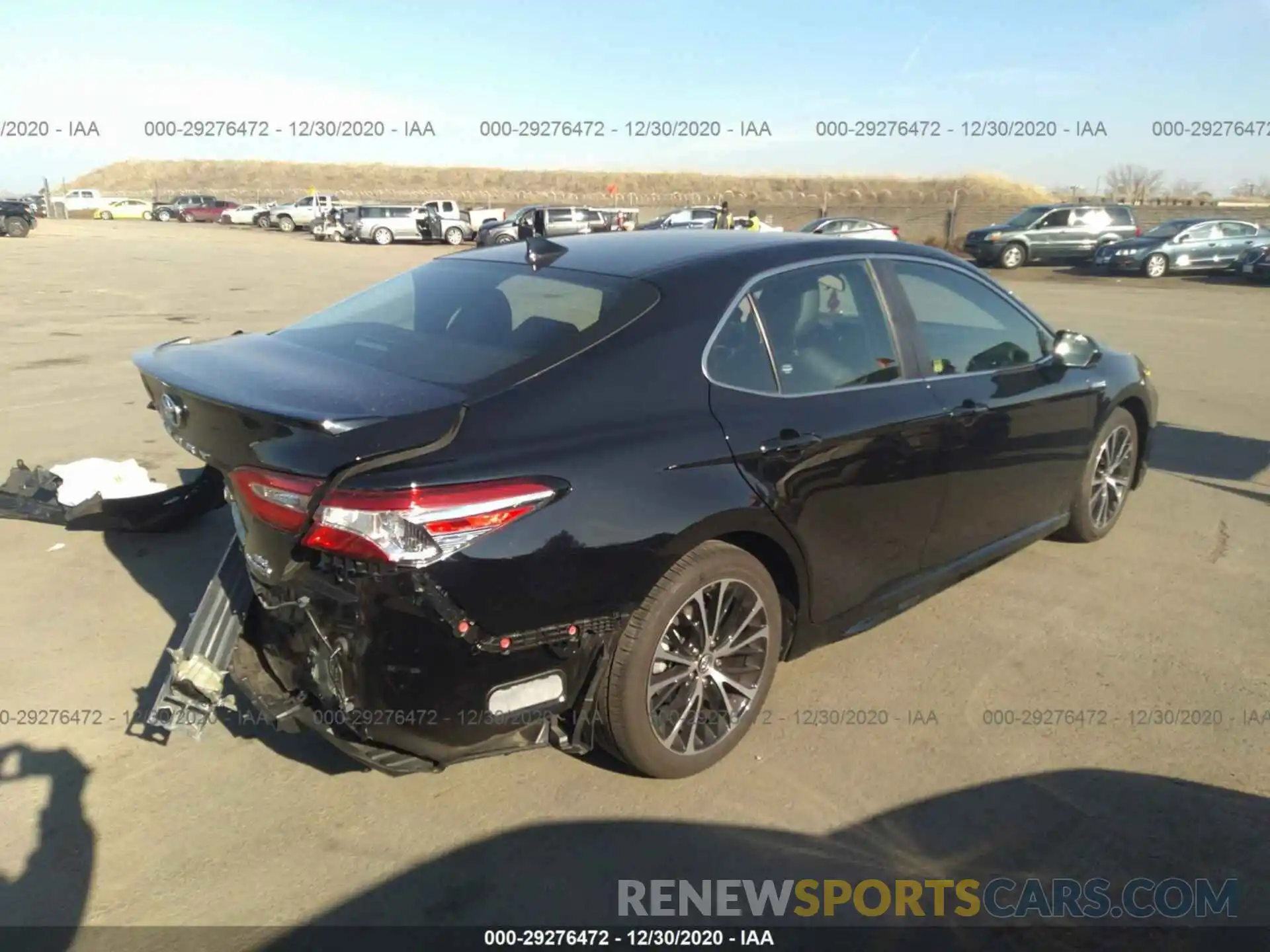 4 Photograph of a damaged car 4T1G31AK8LU523206 TOYOTA CAMRY 2020