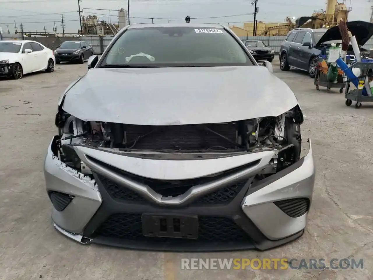 9 Photograph of a damaged car 4T1G31AK8LU530821 TOYOTA CAMRY 2020