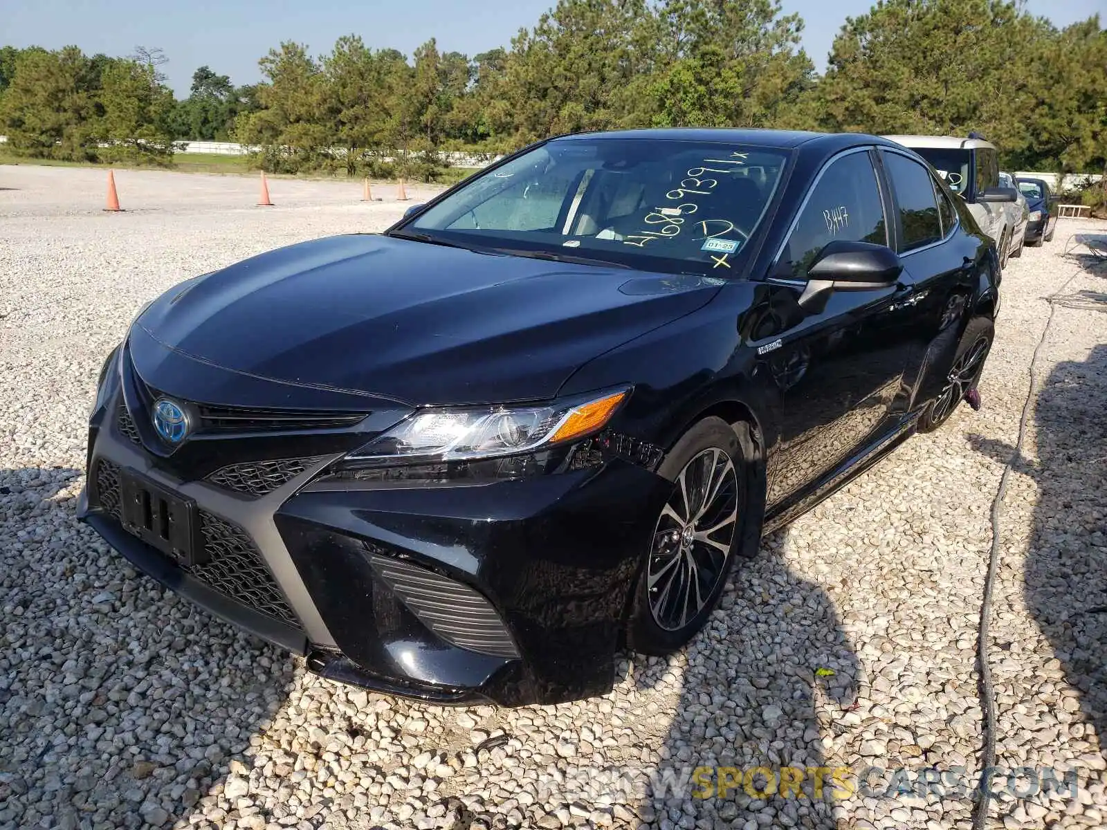 2 Photograph of a damaged car 4T1G31AK8LU531421 TOYOTA CAMRY 2020