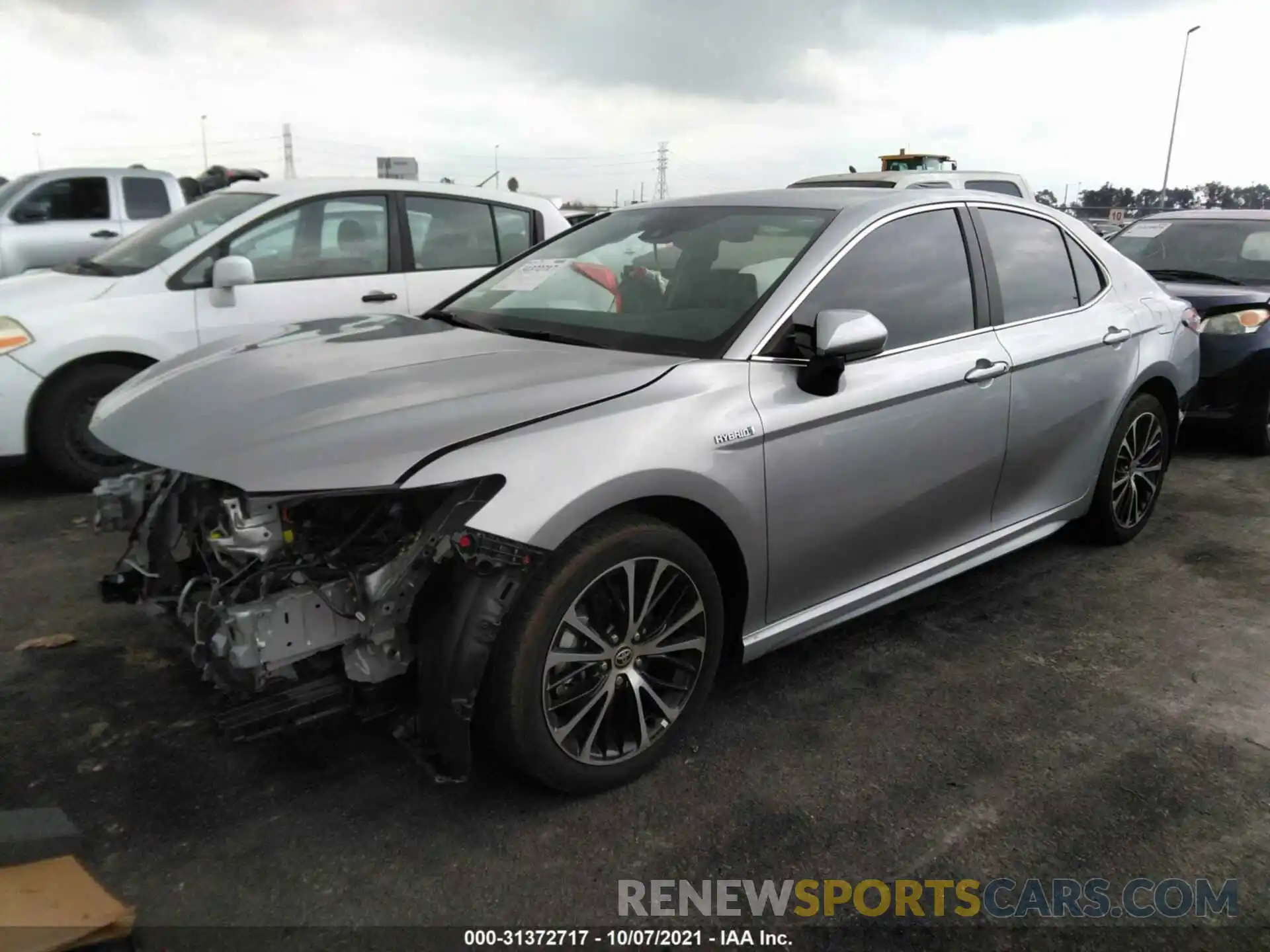 2 Photograph of a damaged car 4T1G31AK8LU543116 TOYOTA CAMRY 2020